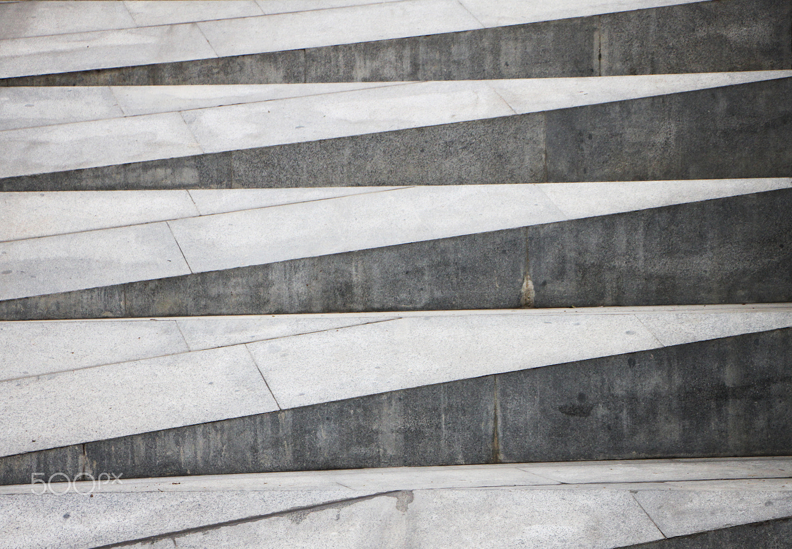 Canon EOS 500D (EOS Rebel T1i / EOS Kiss X3) sample photo. Strange stairs photography