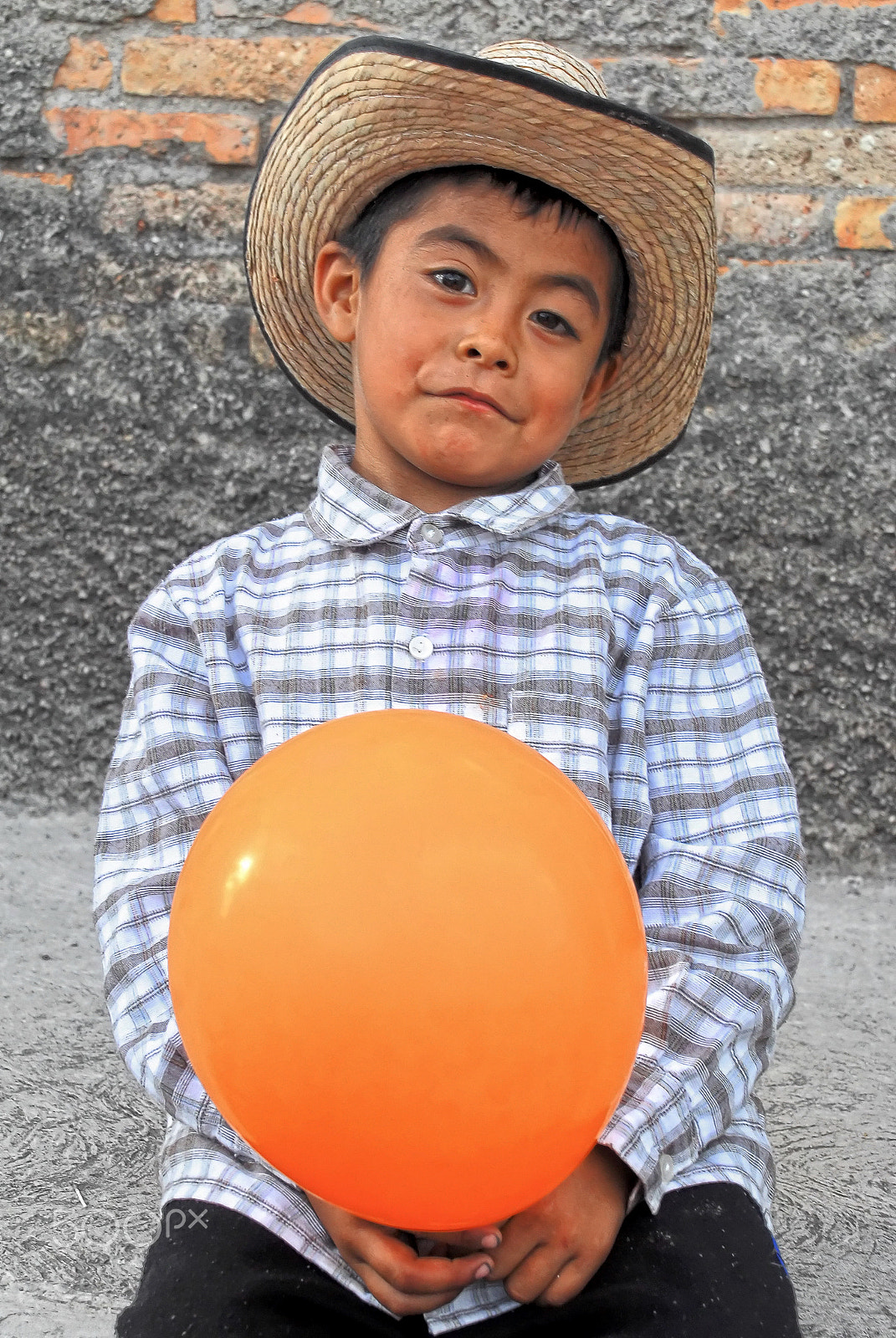 Nikon D200 sample photo. Boy & ballon photography