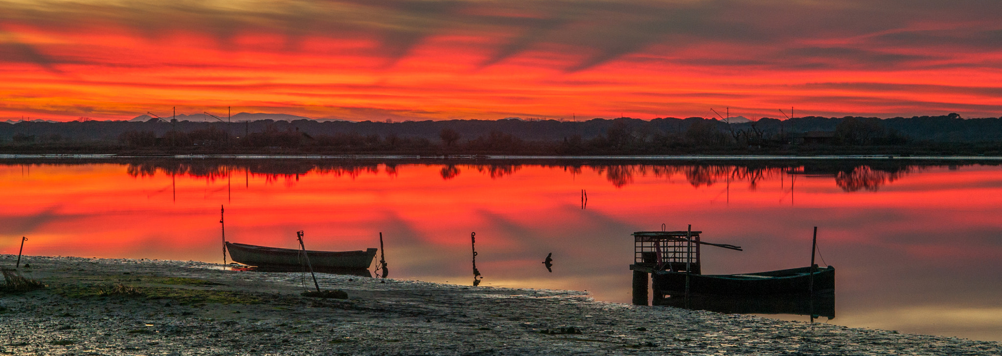 Sigma 28-105mm F2.8-4 Aspherical sample photo. Red sunset - pialassa photography