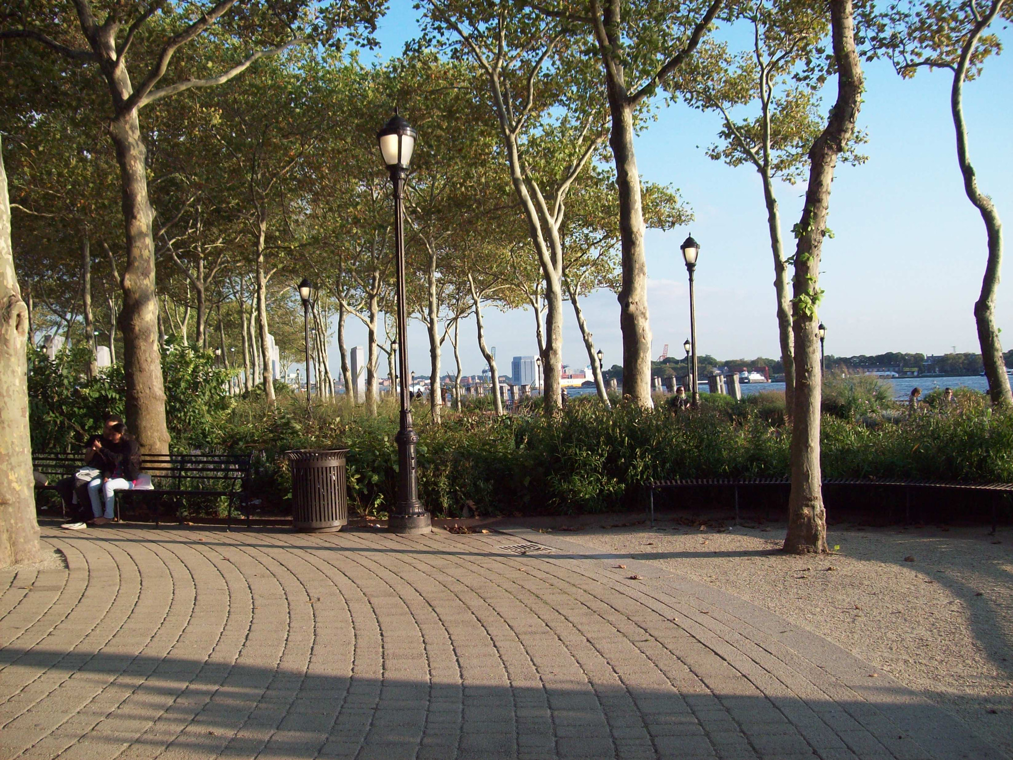 Kodak EASYSHARE C813 ZOOM DIGITAL CAMERA sample photo. Nyc waterfront photography