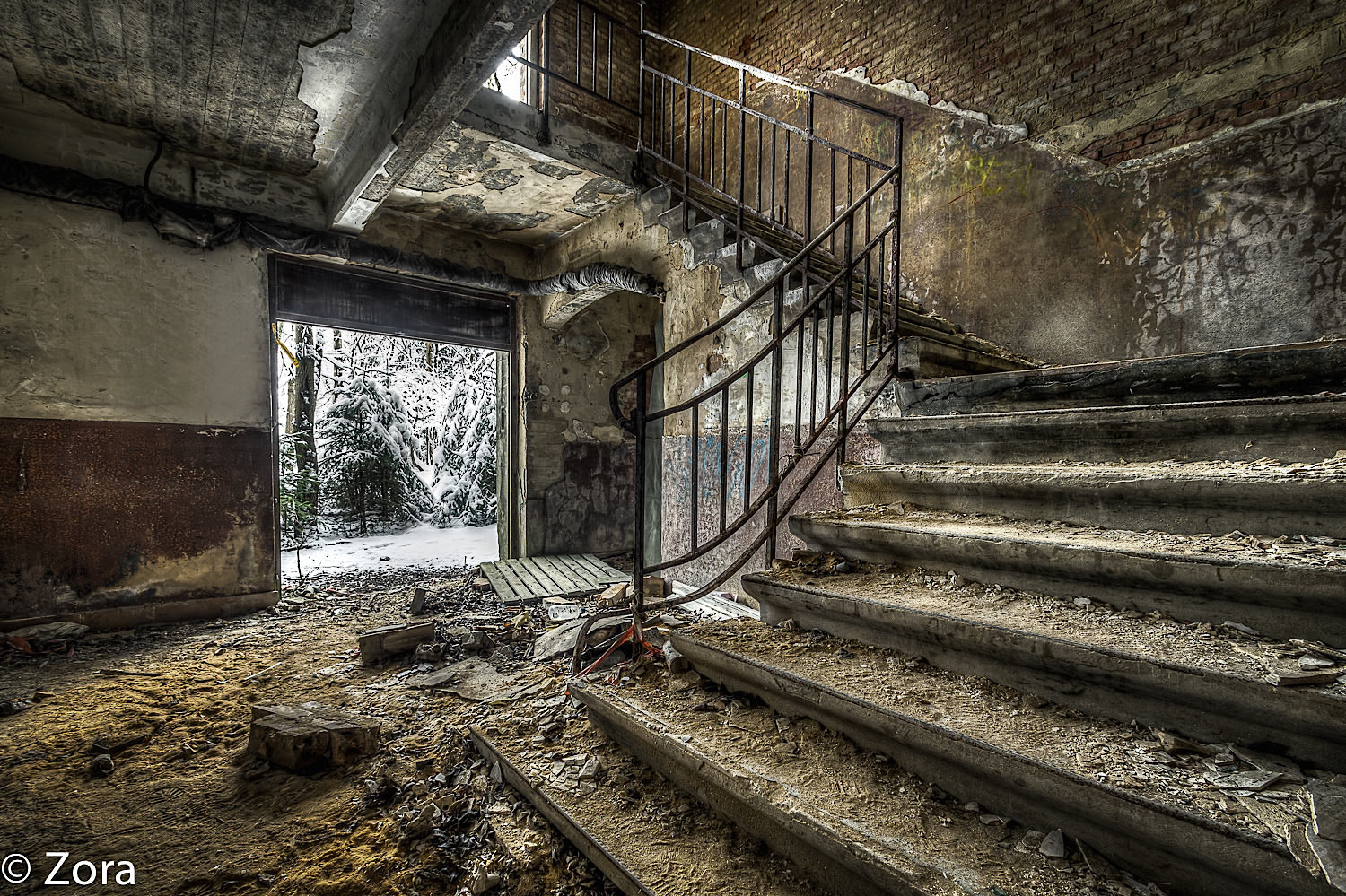 Nikon D5100 sample photo. Frozen stairs photography