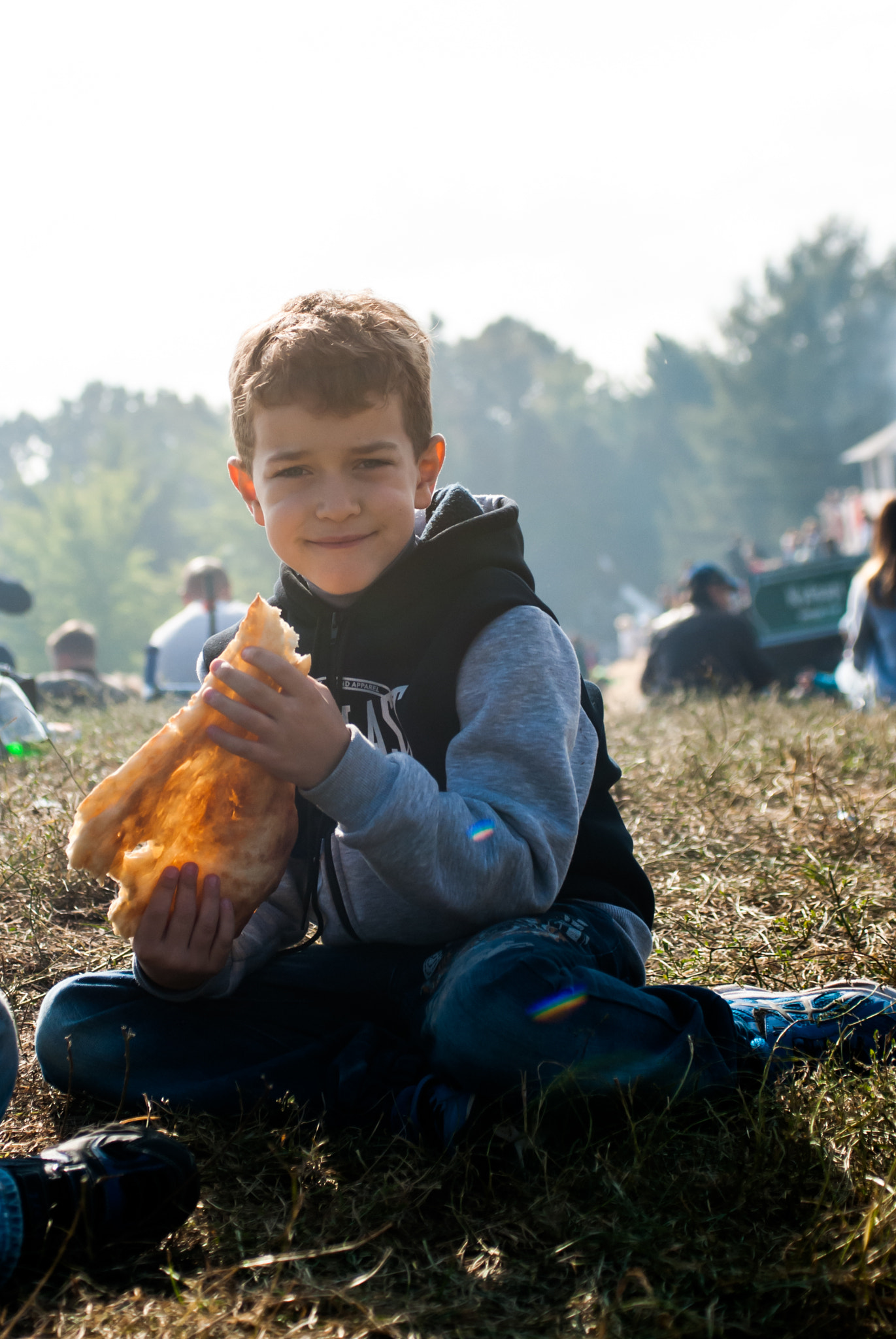 Nikon D80 sample photo. Boy eating pita photography