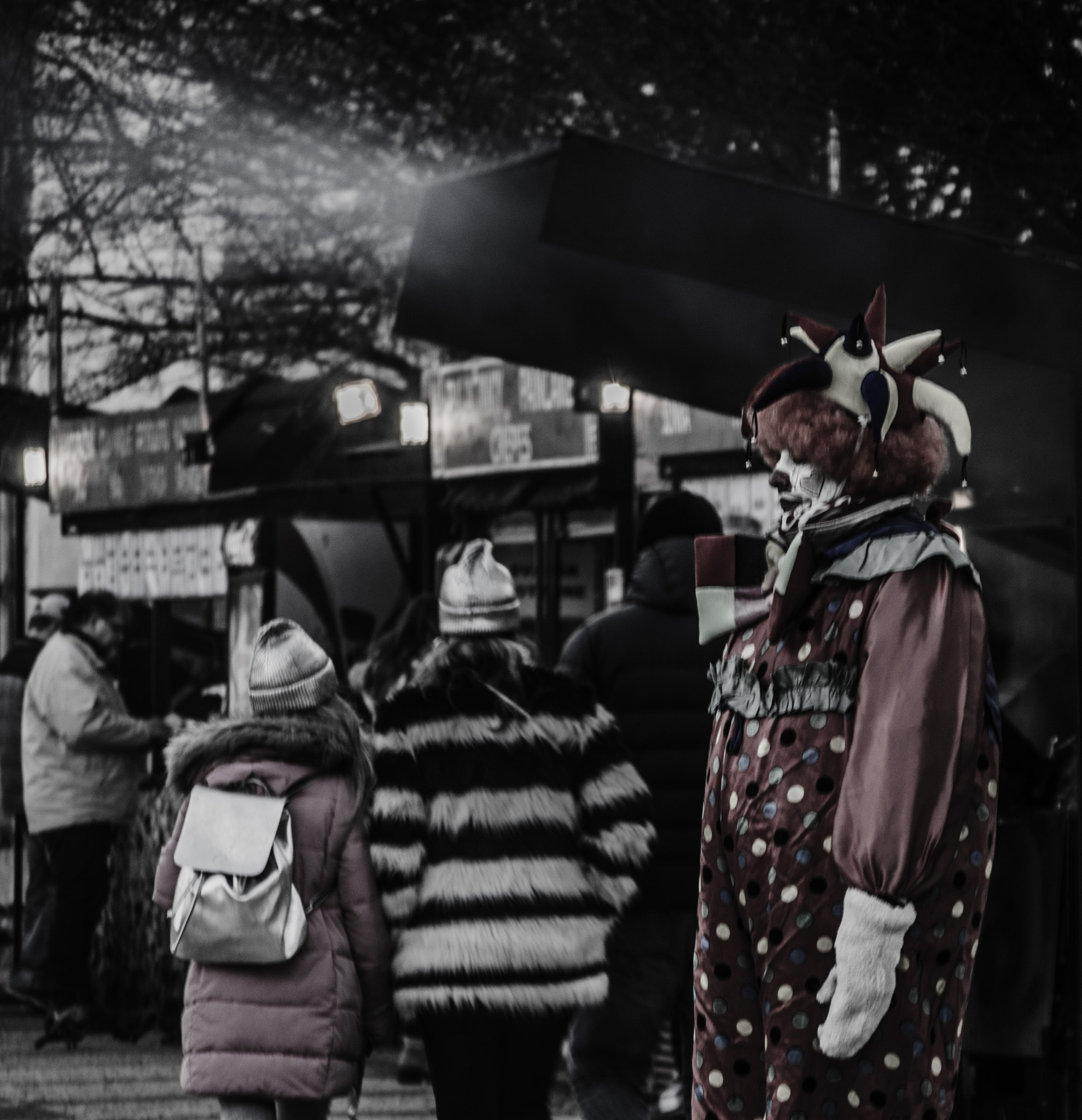 Sigma 28-300mm F3.5-6.3 DG Macro sample photo. Clown photography