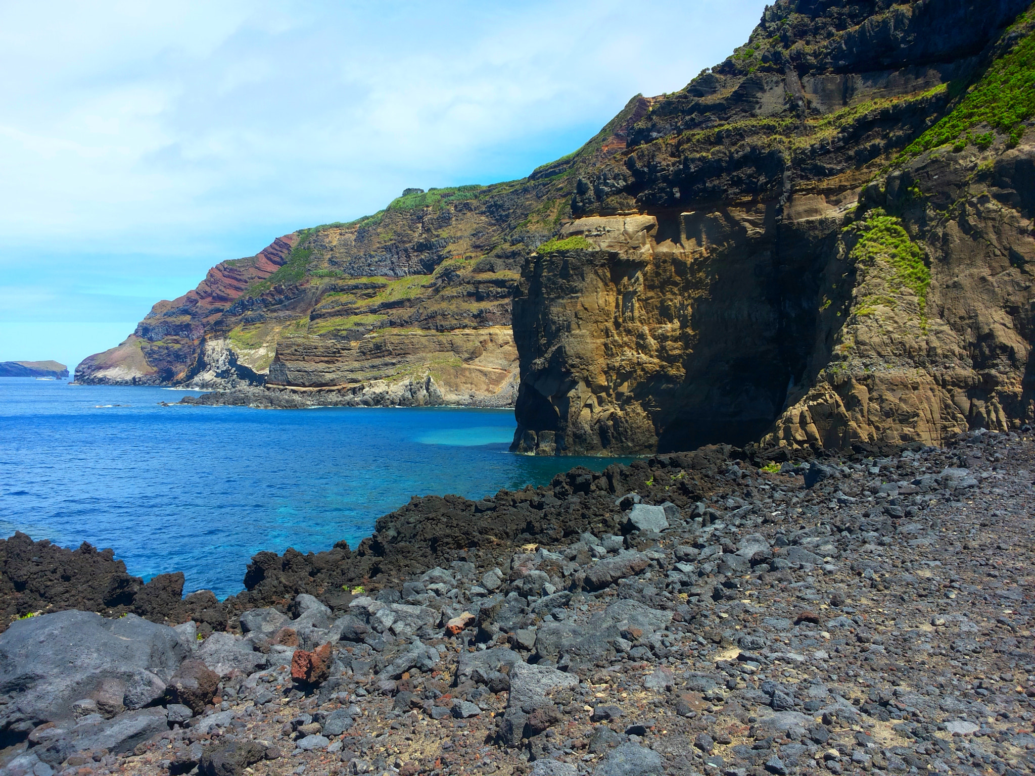 Samsung Galaxy S2 Plus sample photo. Mosteiros beach, azores photography