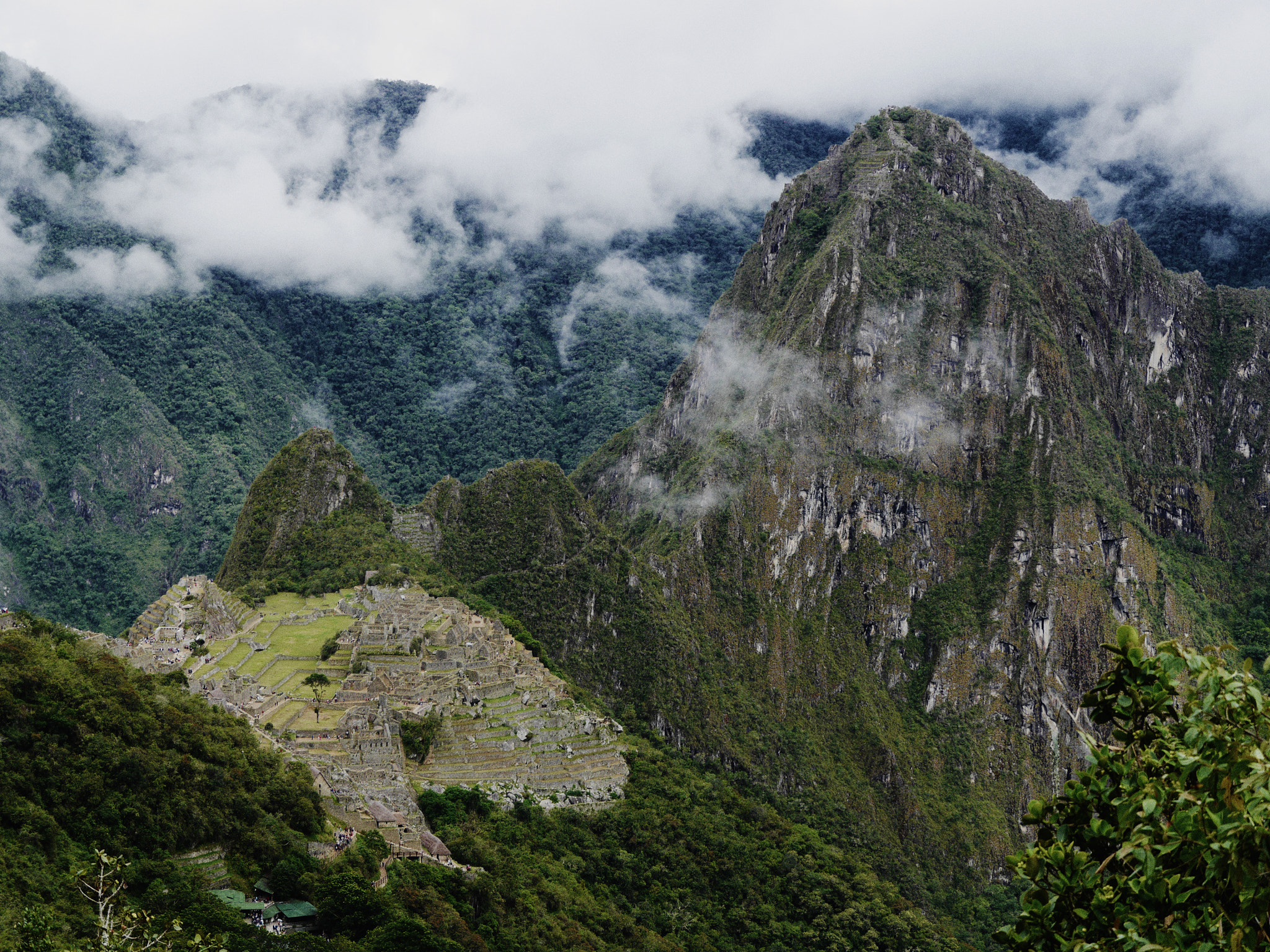 Panasonic Lumix DMC-GH3 sample photo. Huayna picchu photography