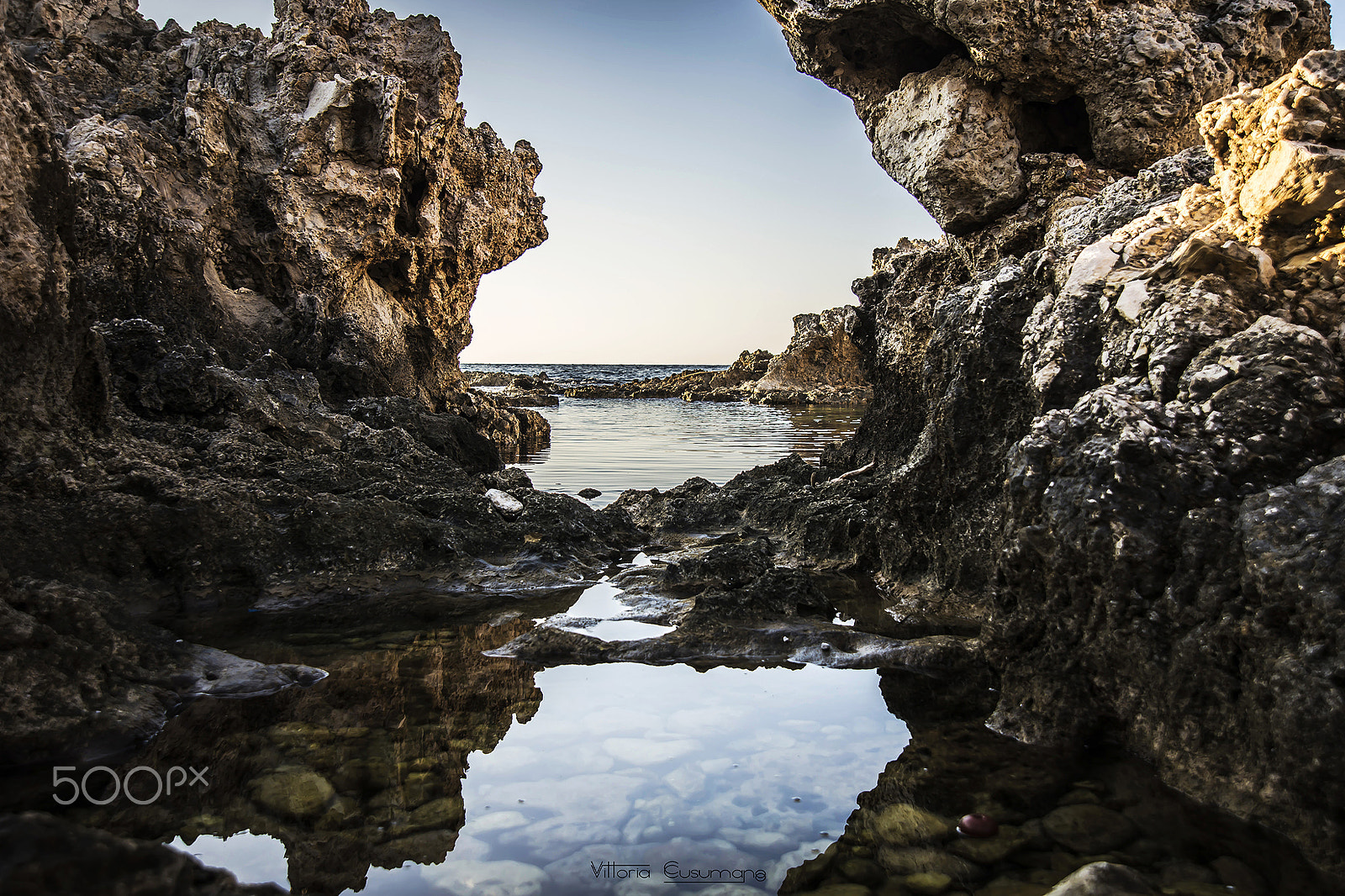 Nikon AF Nikkor 24-85mm F2.8-4D IF sample photo. Sea and sky photography
