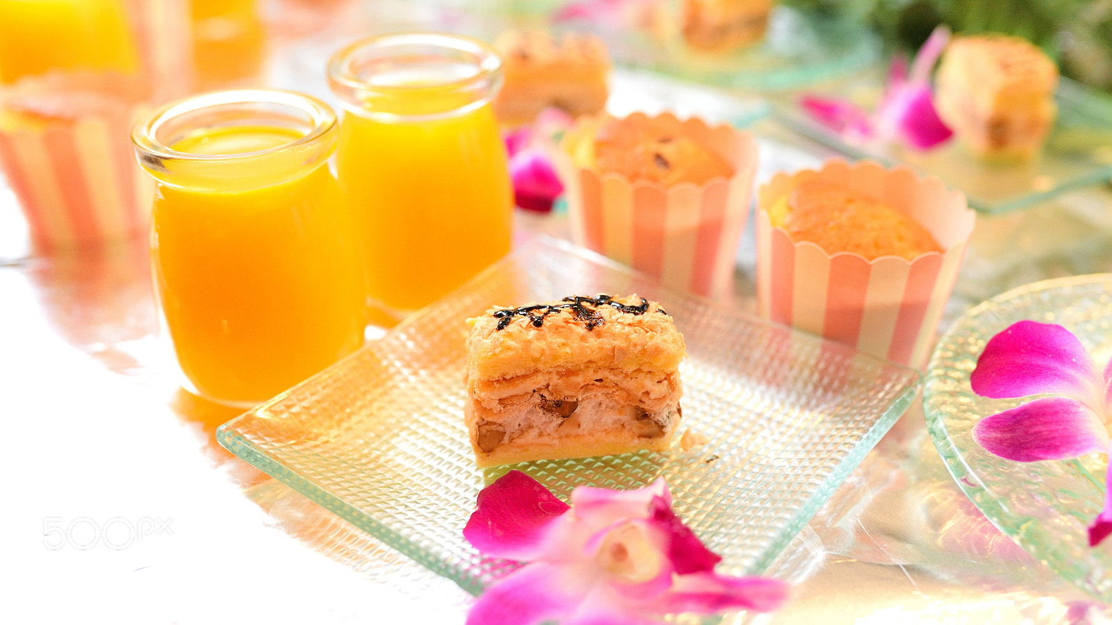 Nikon D3 + Sigma 35mm F1.4 DG HSM Art sample photo. Puddings and cakes photography