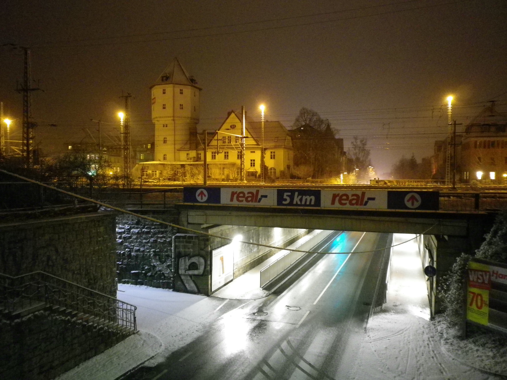 Pentax Optio H90 sample photo. Weimar kunstturm photography