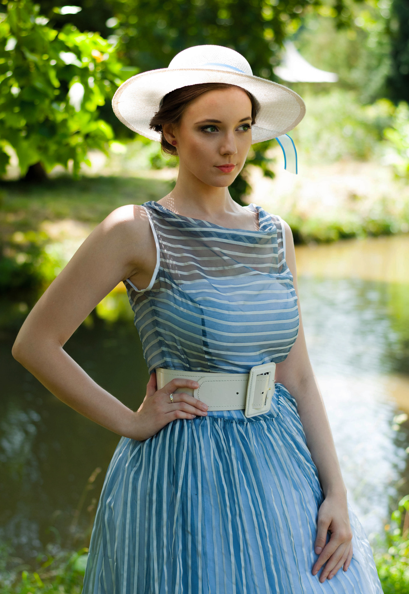Nikon D80 + Nikon AF-S Nikkor 50mm F1.8G sample photo. Impish barbora photography