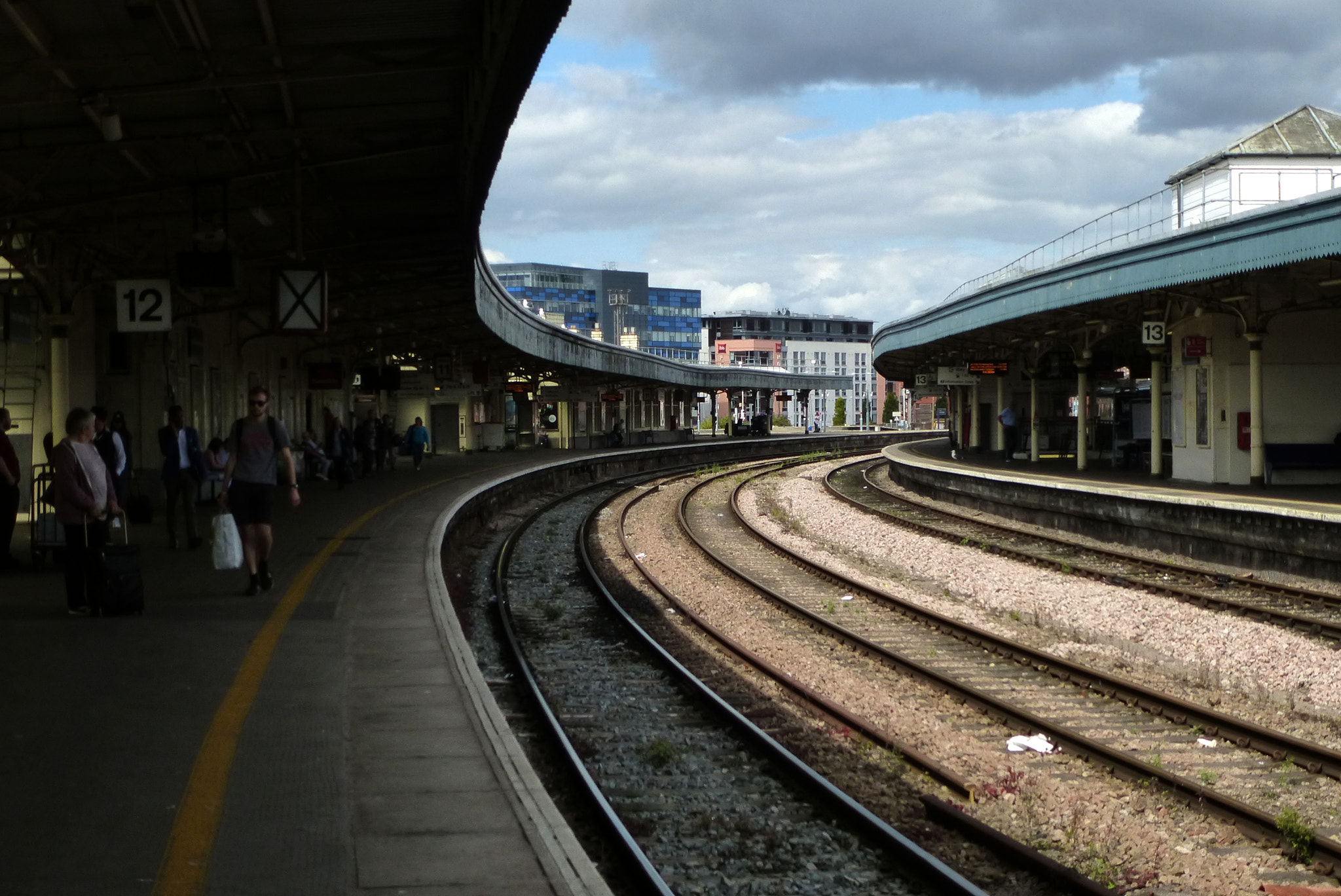 Panasonic Lumix DMC-ZS15 (Lumix DMC-TZ25) sample photo. Train station photography