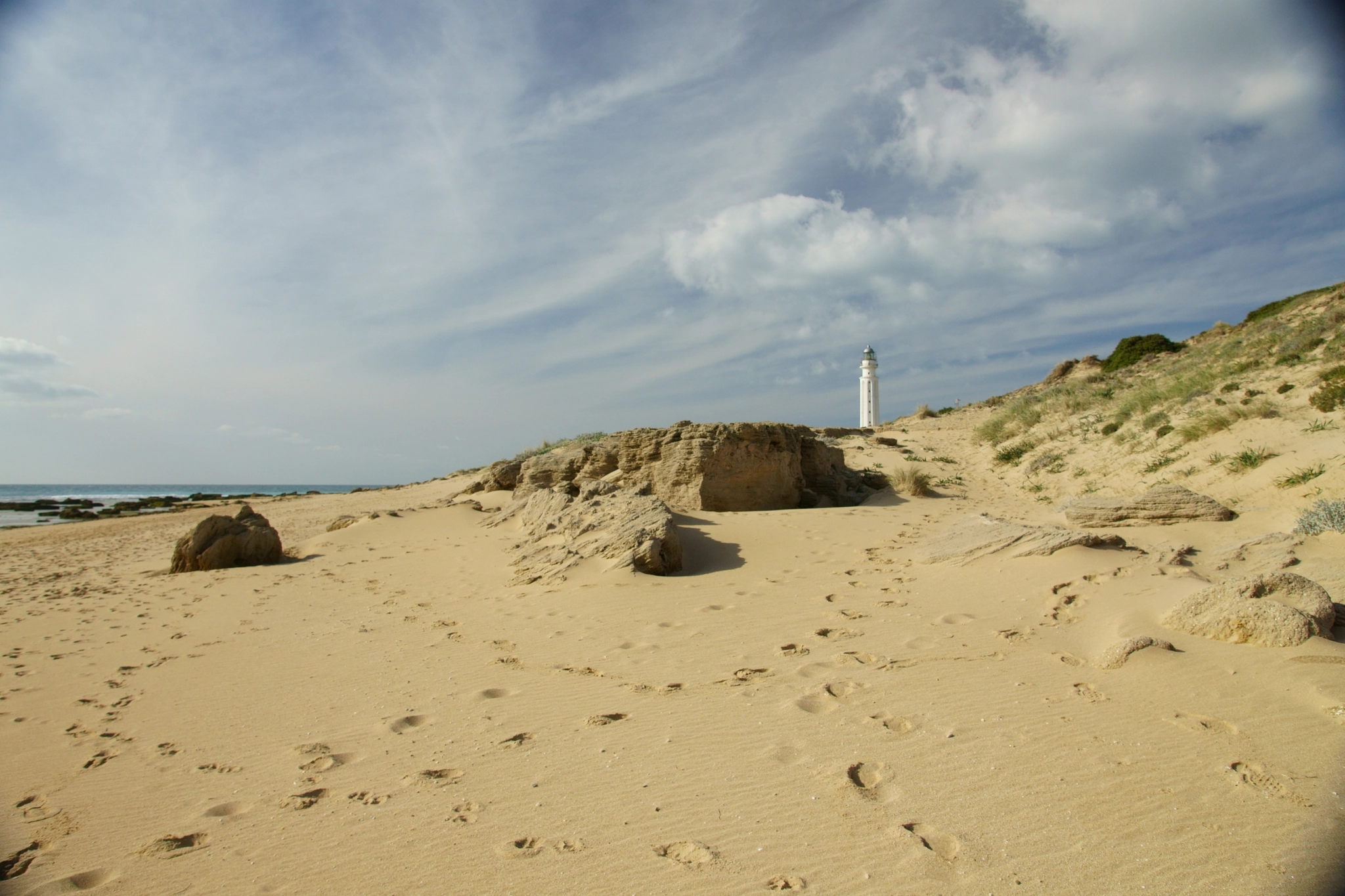 Sony DT 16-105mm F3.5-5.6 sample photo. Faro de trafalgar photography