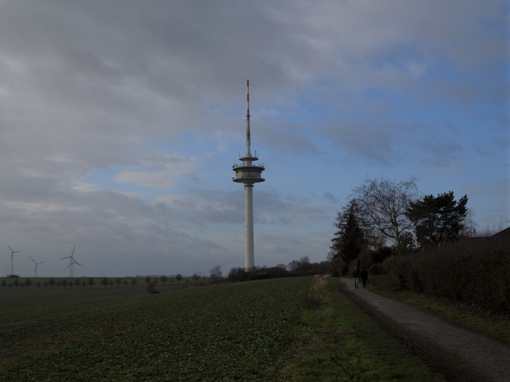 Olympus OM-D E-M5 sample photo. Braunschweig-broitzem, fernsehturm photography