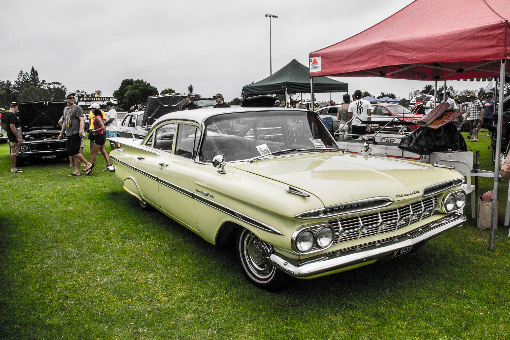 Canon EF-S 18-135mm F3.5-5.6 IS sample photo. Vintage cars photography