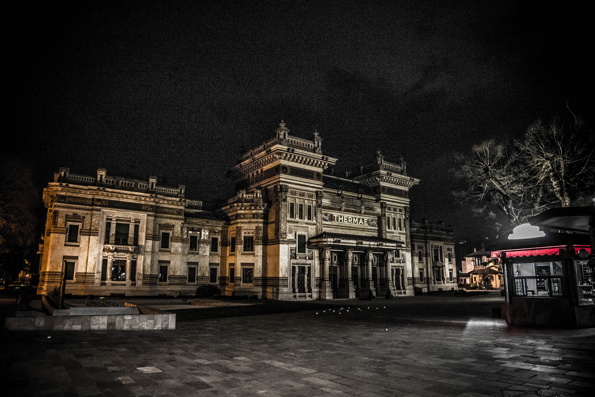 Samyang 14mm F2.8 ED AS IF UMC sample photo. Berzieri vintage photography
