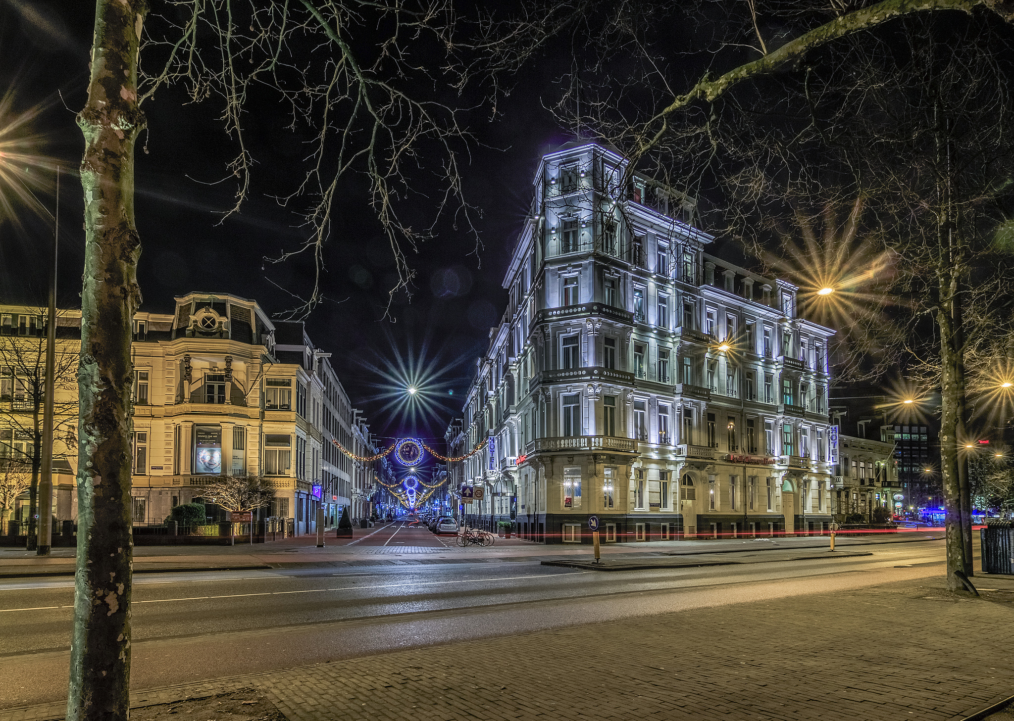 Tokina AT-X Pro 12-24mm F4 (IF) DX sample photo. Pollo hotel photography