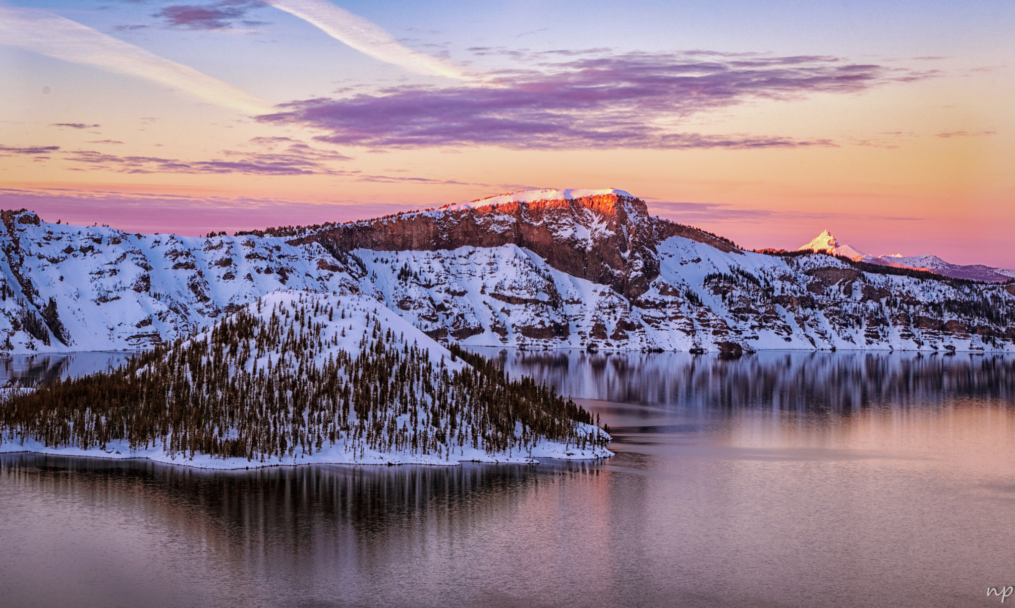 Canon EF 24-70mm F2.8L II USM sample photo. Crater-lake photography