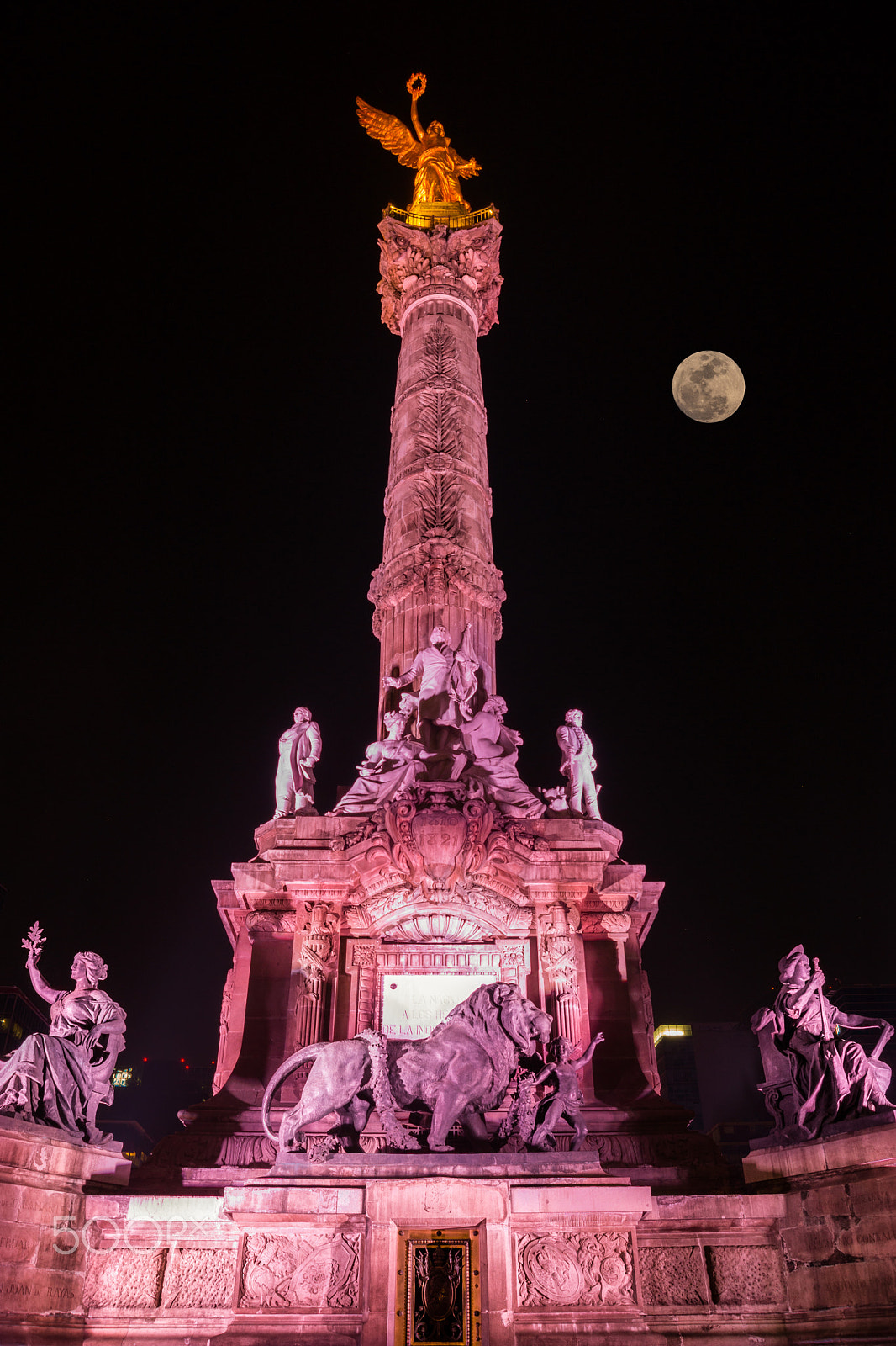 Sony SLT-A77 sample photo. La luna y el Ángel photography