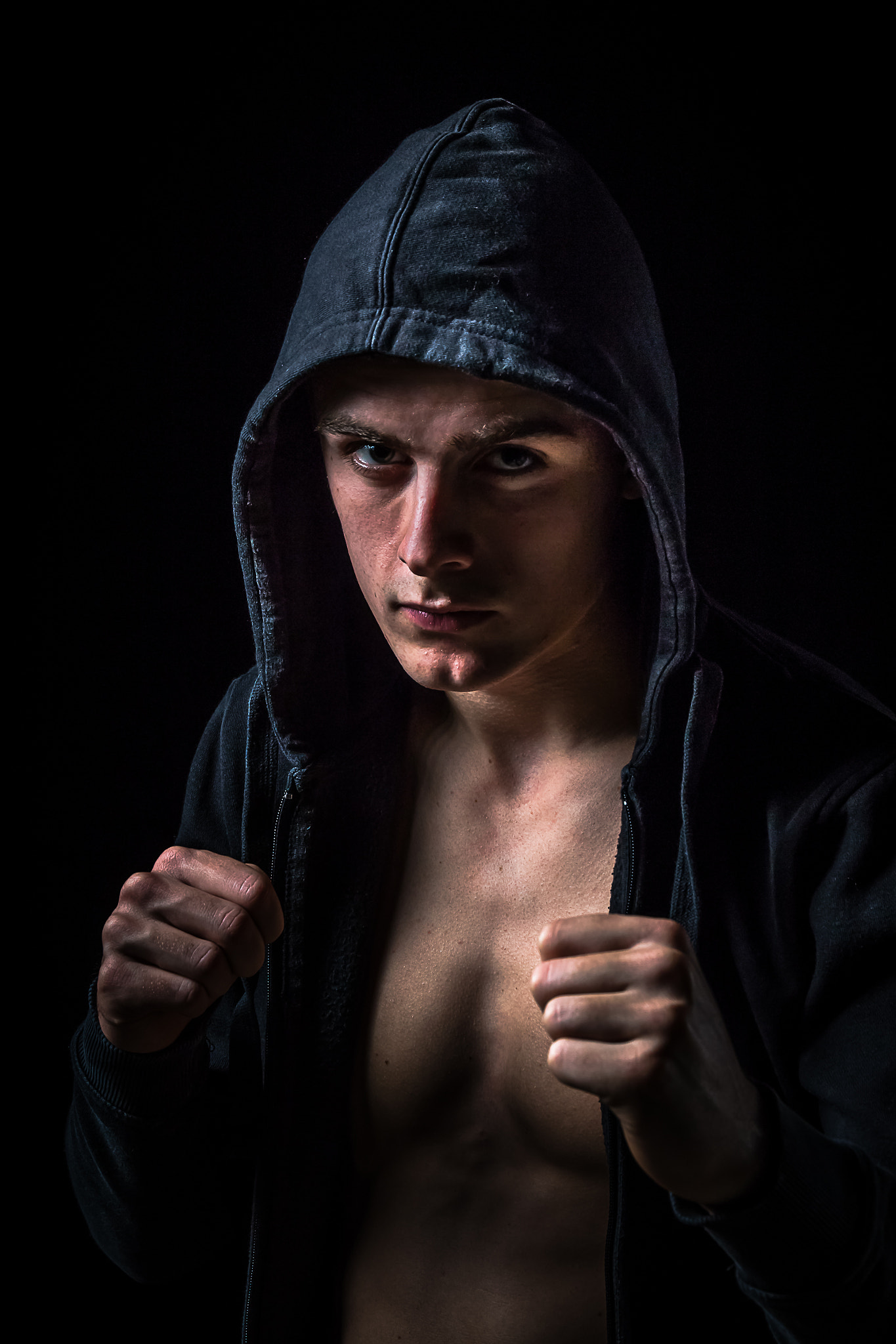 Canon EOS 70D + Sigma 24-105mm f/4 DG OS HSM | A sample photo. Boxing photography
