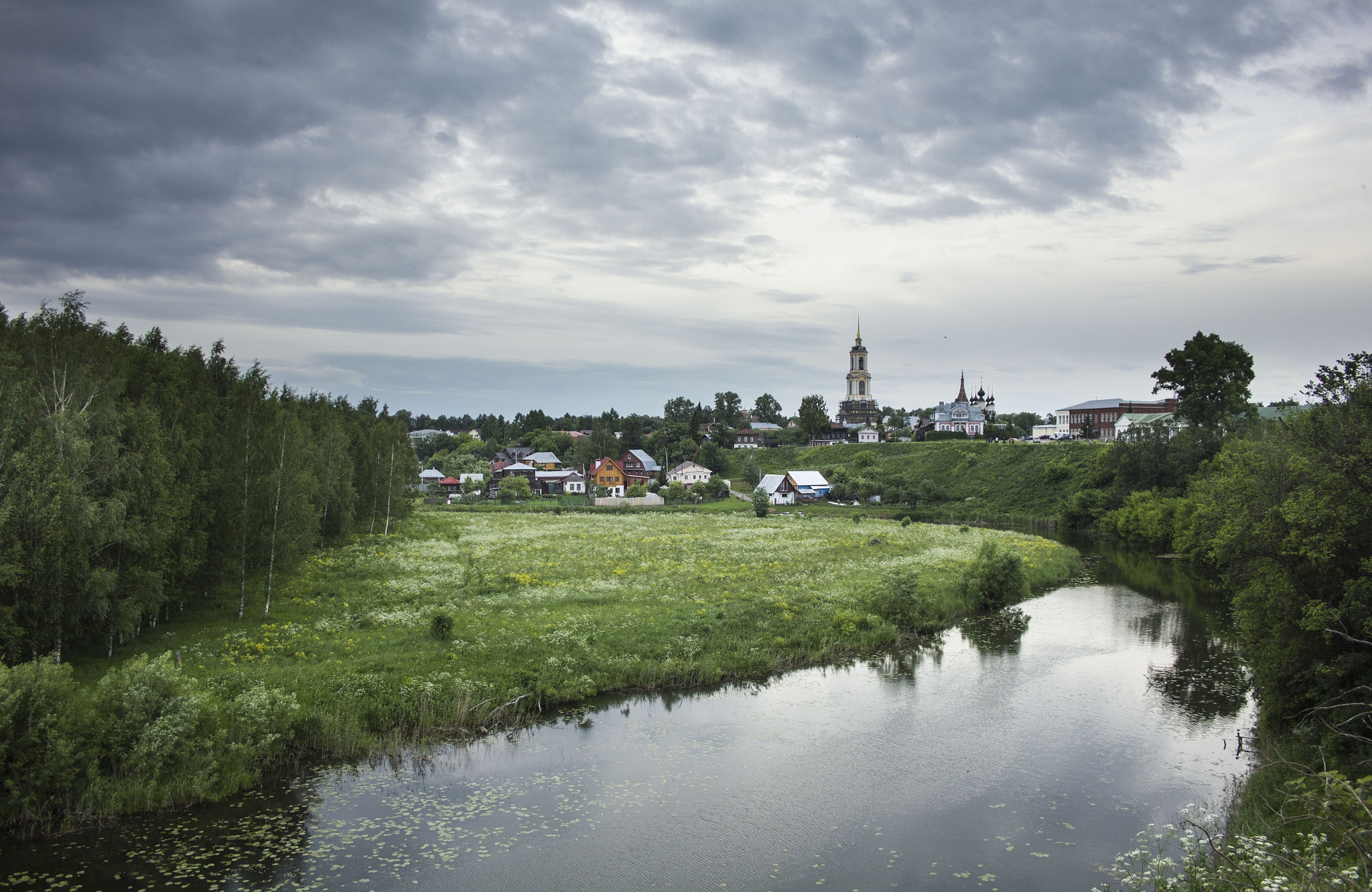 Canon EF-S 18-55mm F3.5-5.6 II sample photo. Russian evening photography