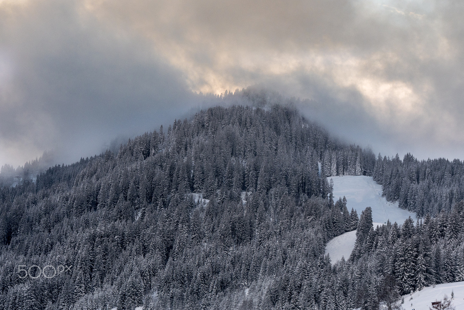 Panasonic Lumix DMC-GX85 (Lumix DMC-GX80 / Lumix DMC-GX7 Mark II) sample photo. Cloudy mountain photography