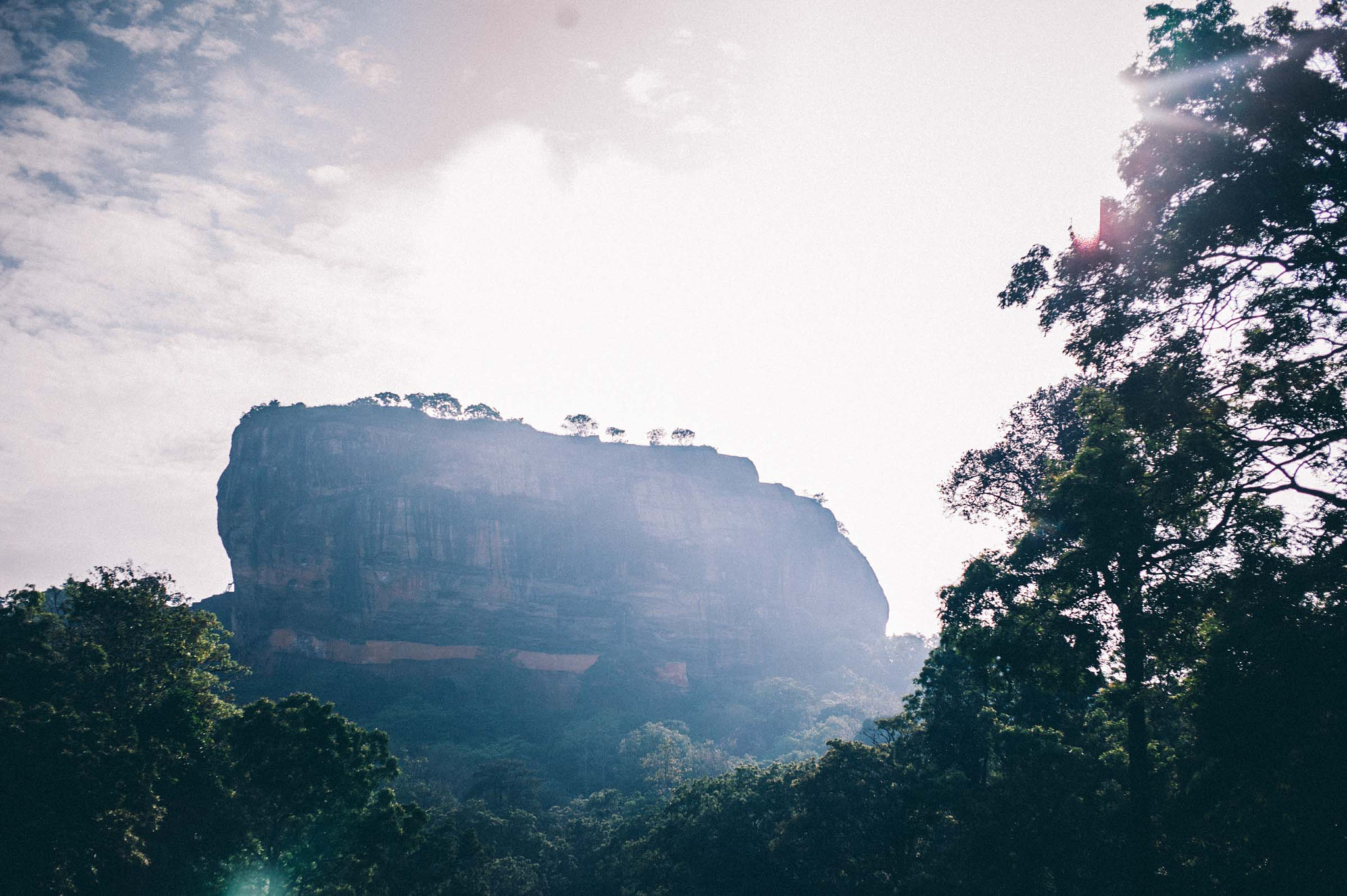 Leica M9 + Leica Summicron-M 35mm F2 ASPH sample photo. Lion rock photography