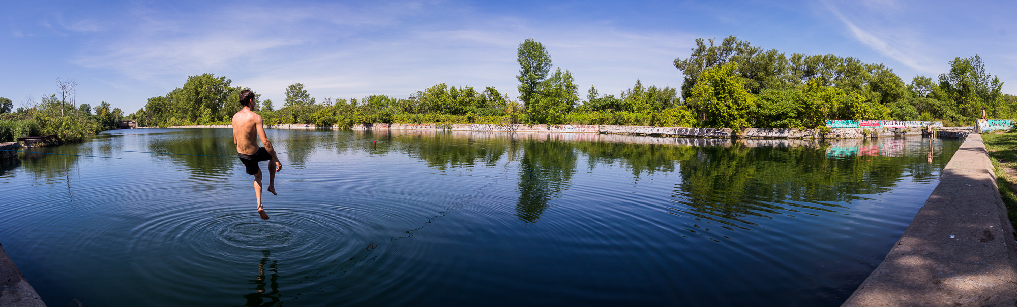 Canon EOS 60D + Sigma 18-50mm f/2.8 Macro sample photo. Waterline pointe au cascade# photography