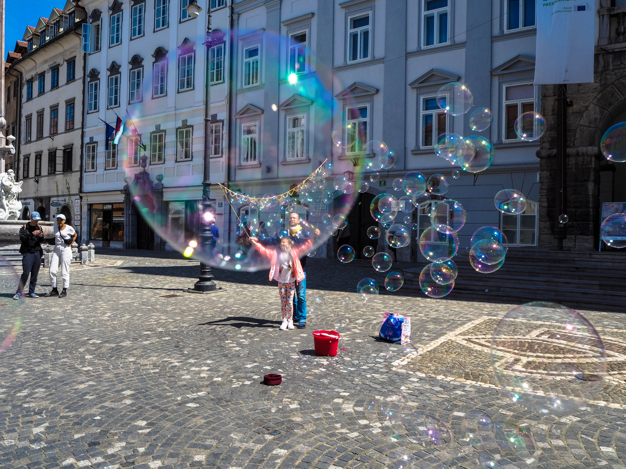 Olympus PEN-F sample photo. Ljubjana bubbles photography