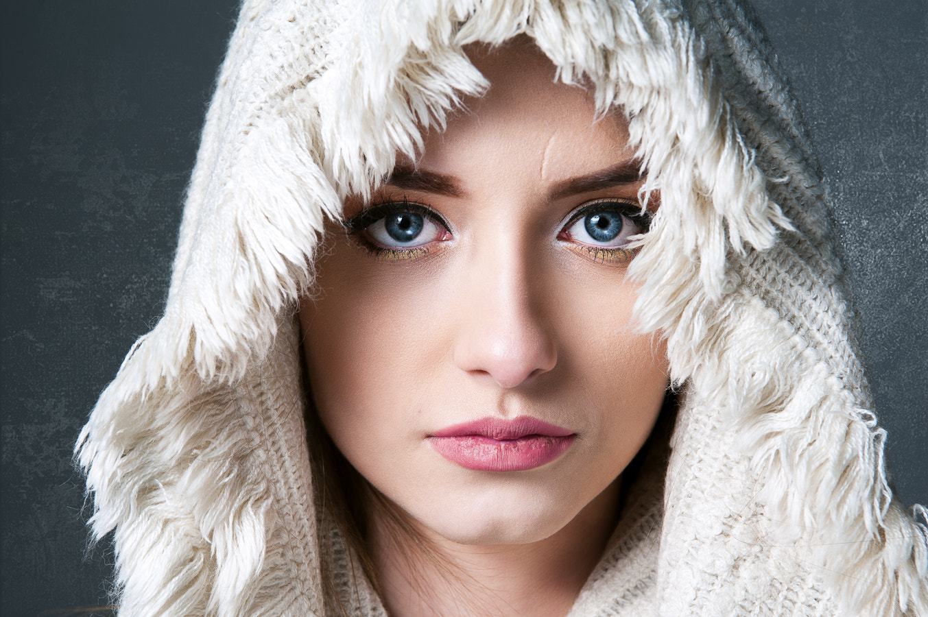 Nikon AF-S Nikkor 28-70mm F2.8 ED-IF sample photo. Antonia photography