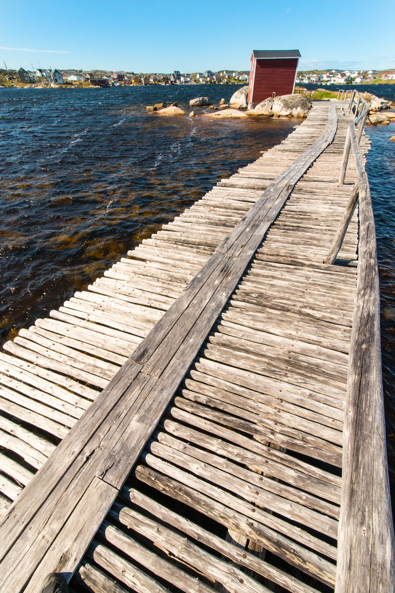Tokina AT-X 16-28mm F2.8 Pro FX sample photo. Bridge to the stage photography