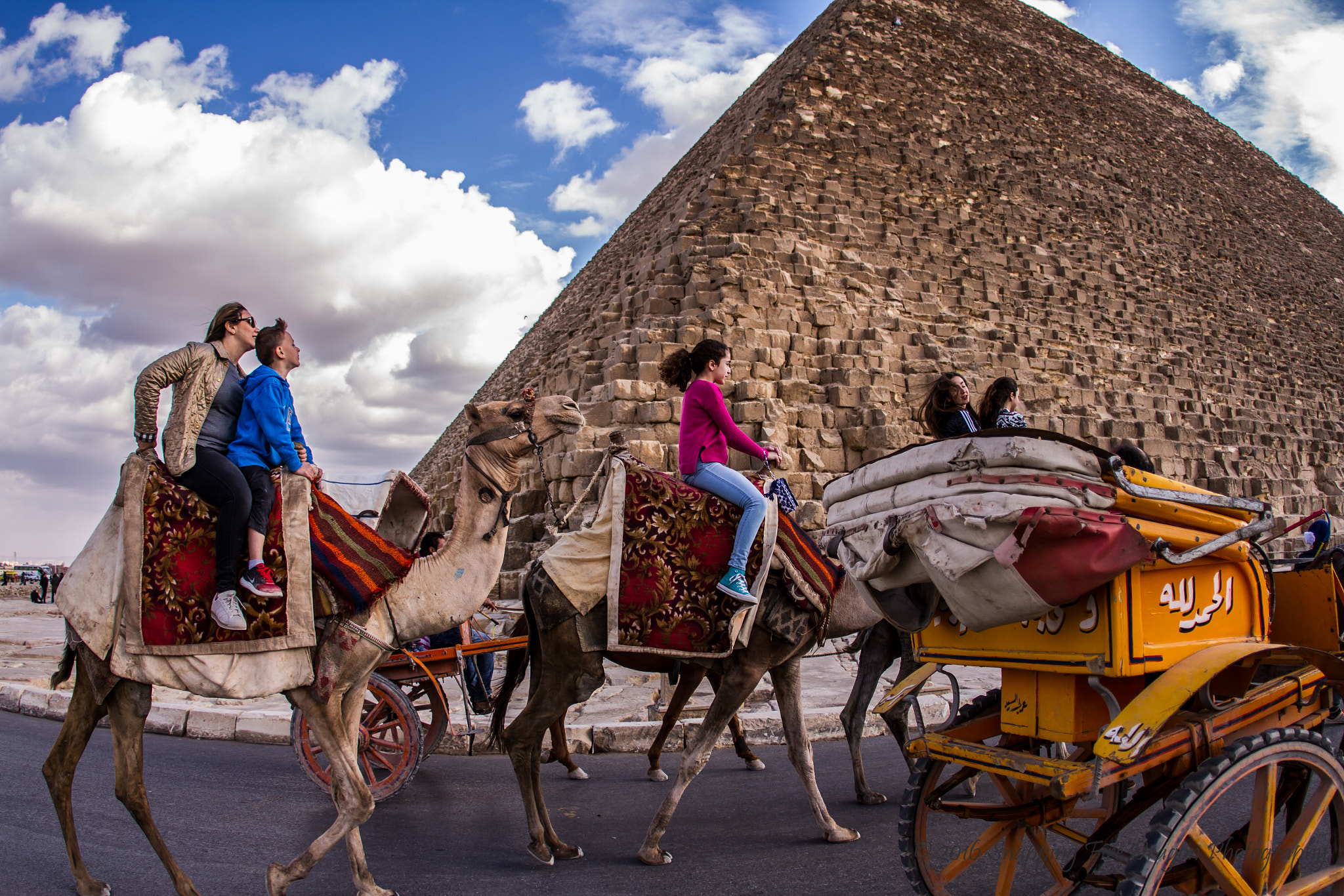 Canon EOS 7D + Canon EF 15mm F2.8 Fisheye sample photo. Touring the pyramids photography