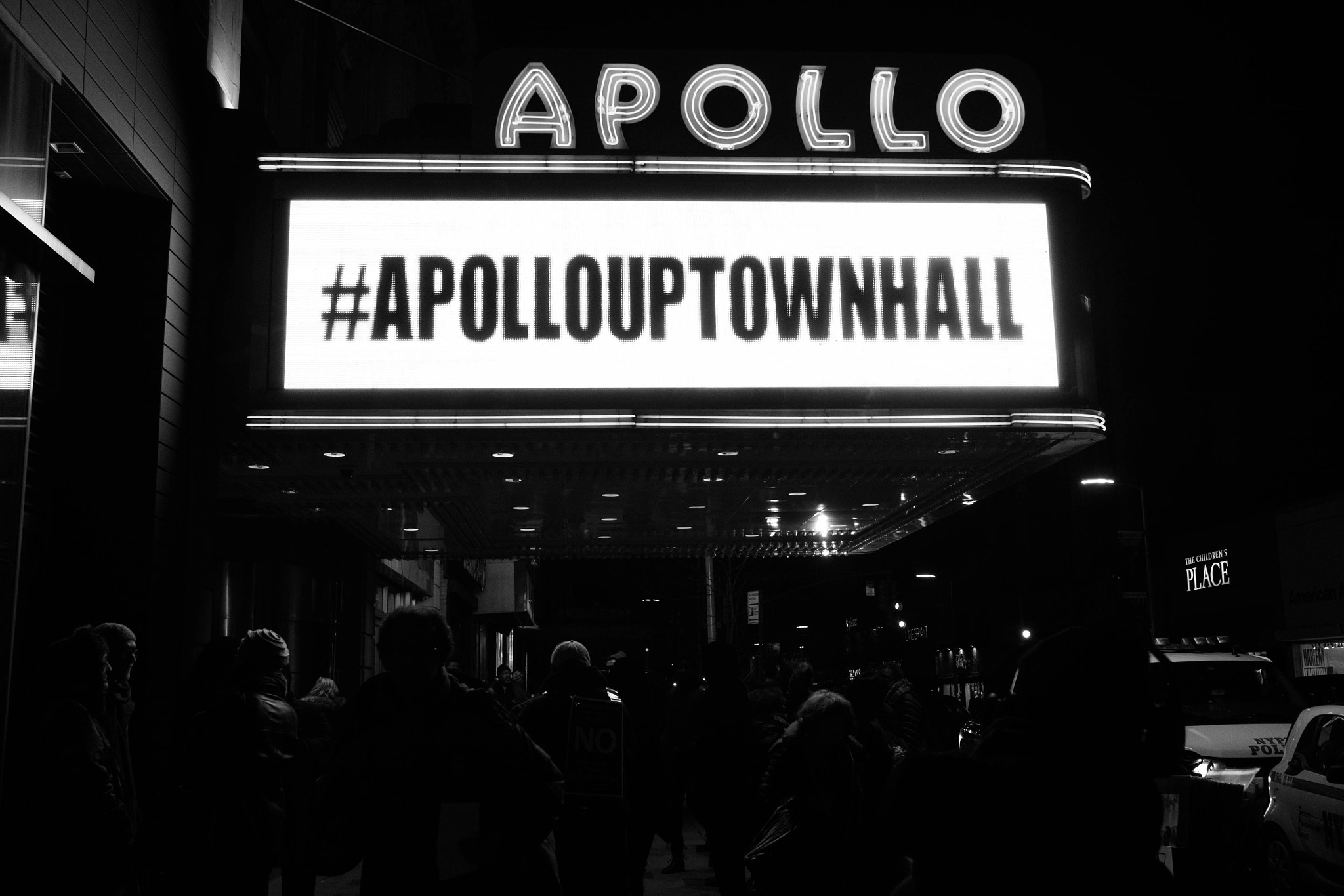 Fujifilm X-E2S + Fujifilm XF 23mm F2 R WR sample photo. #apollouptownhall photography