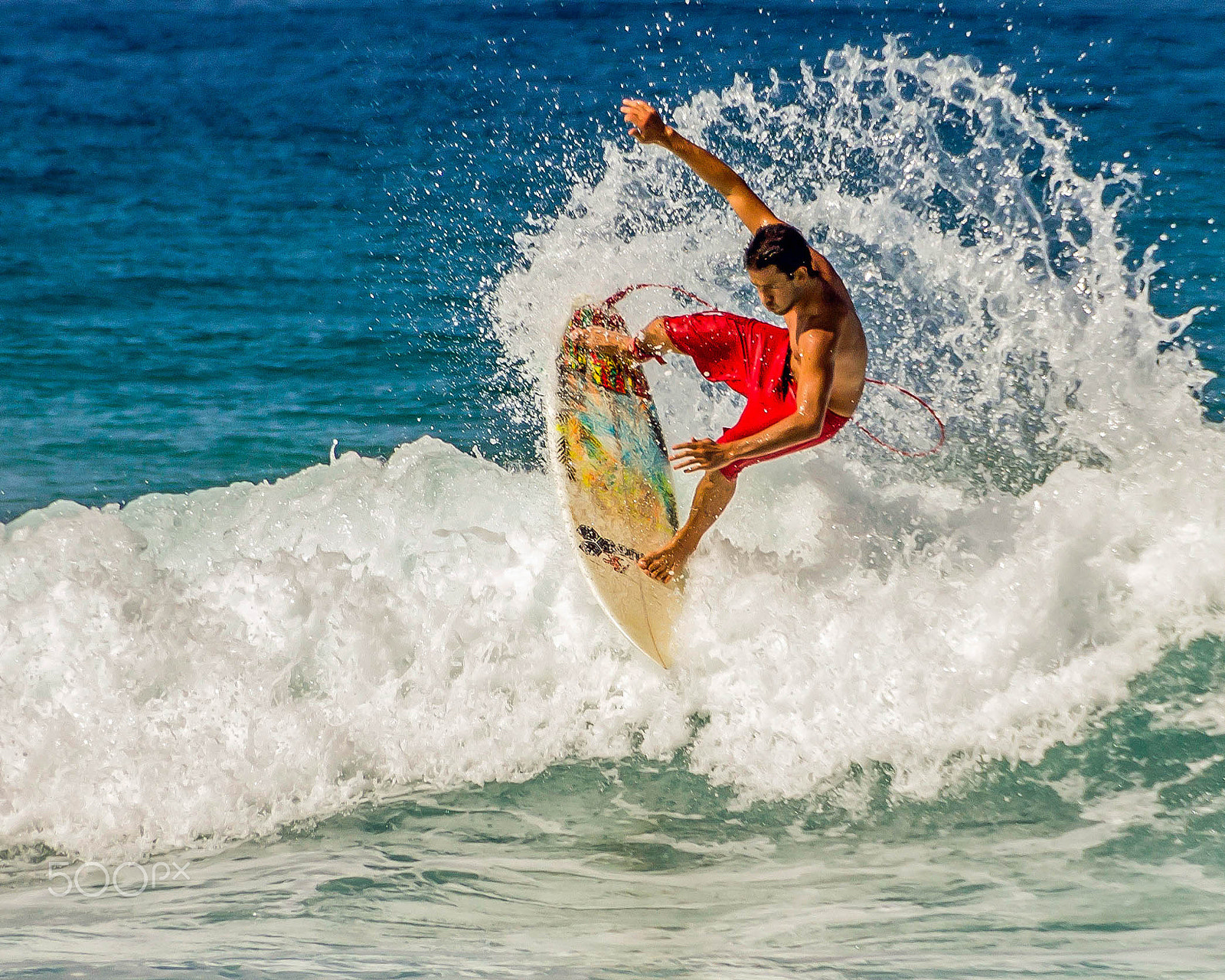 Canon EOS 550D (EOS Rebel T2i / EOS Kiss X4) sample photo. Surfer photography