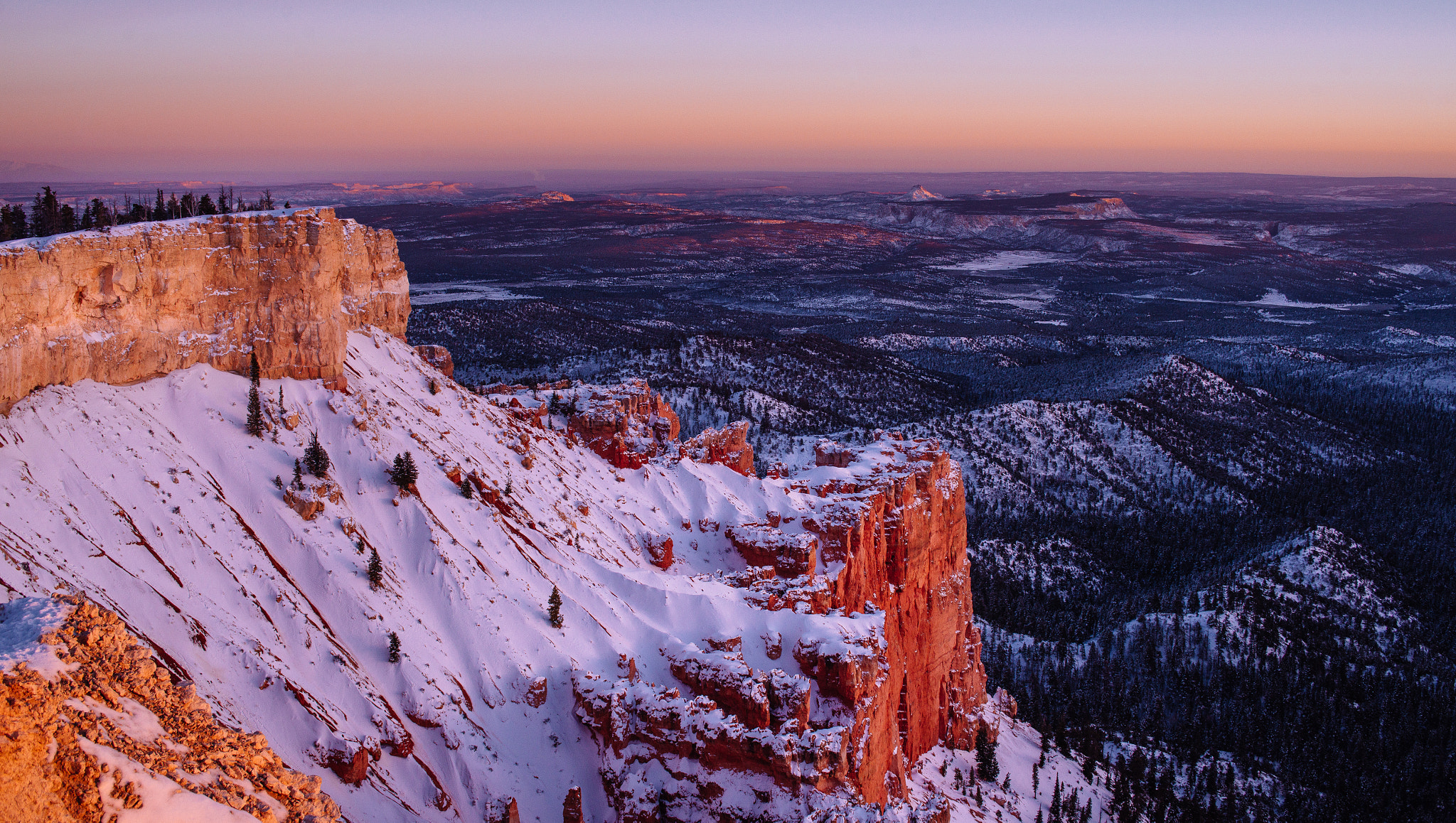 AF Zoom-Nikkor 35-70mm f/2.8 sample photo. Sunset over yovimpa point, bryce national park photography