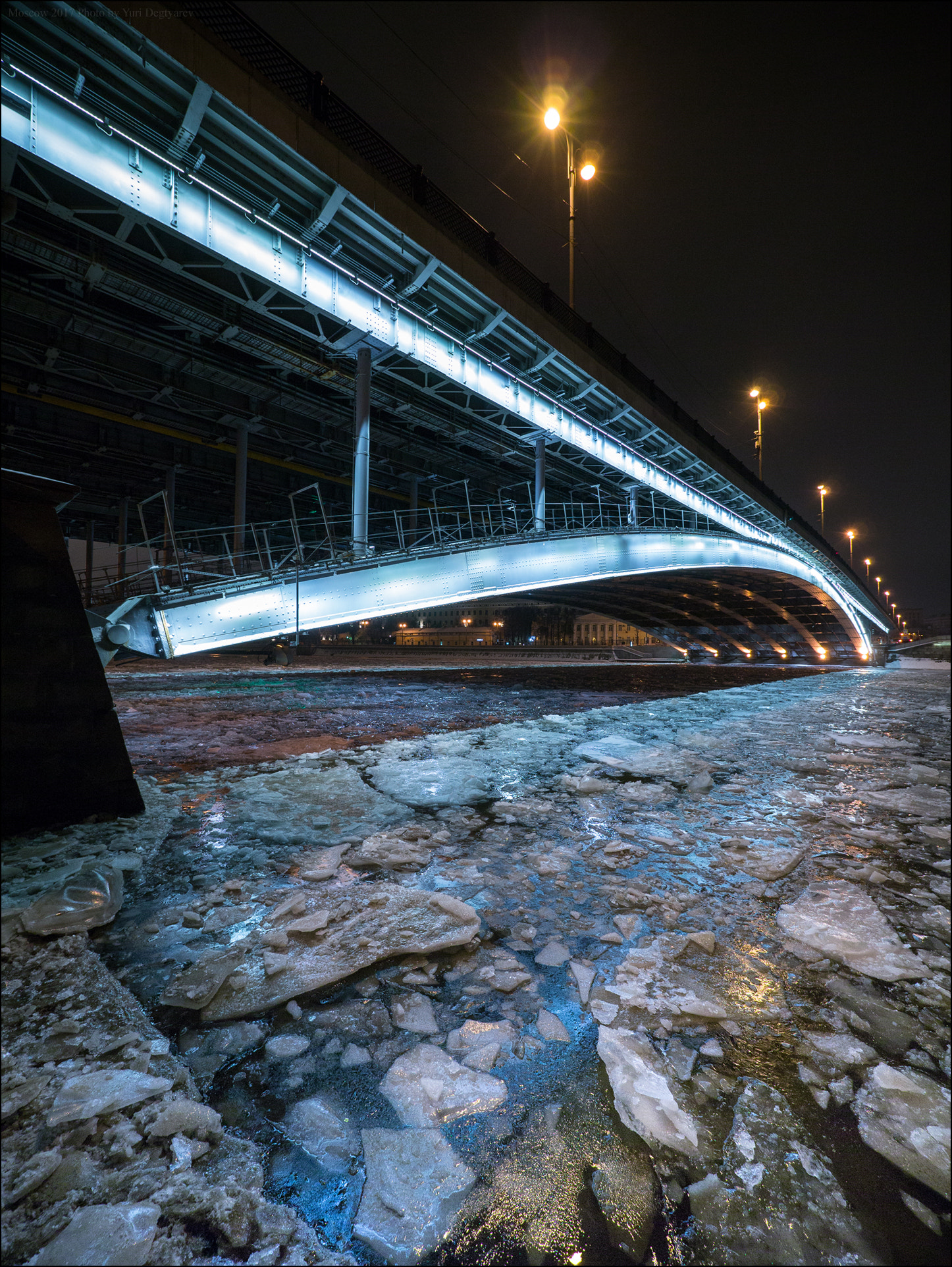 Panasonic Lumix DMC-G3 + Panasonic Lumix G Vario 7-14mm F4 ASPH sample photo. Russia. moscow. ice under big ustyinsky bridge. photography