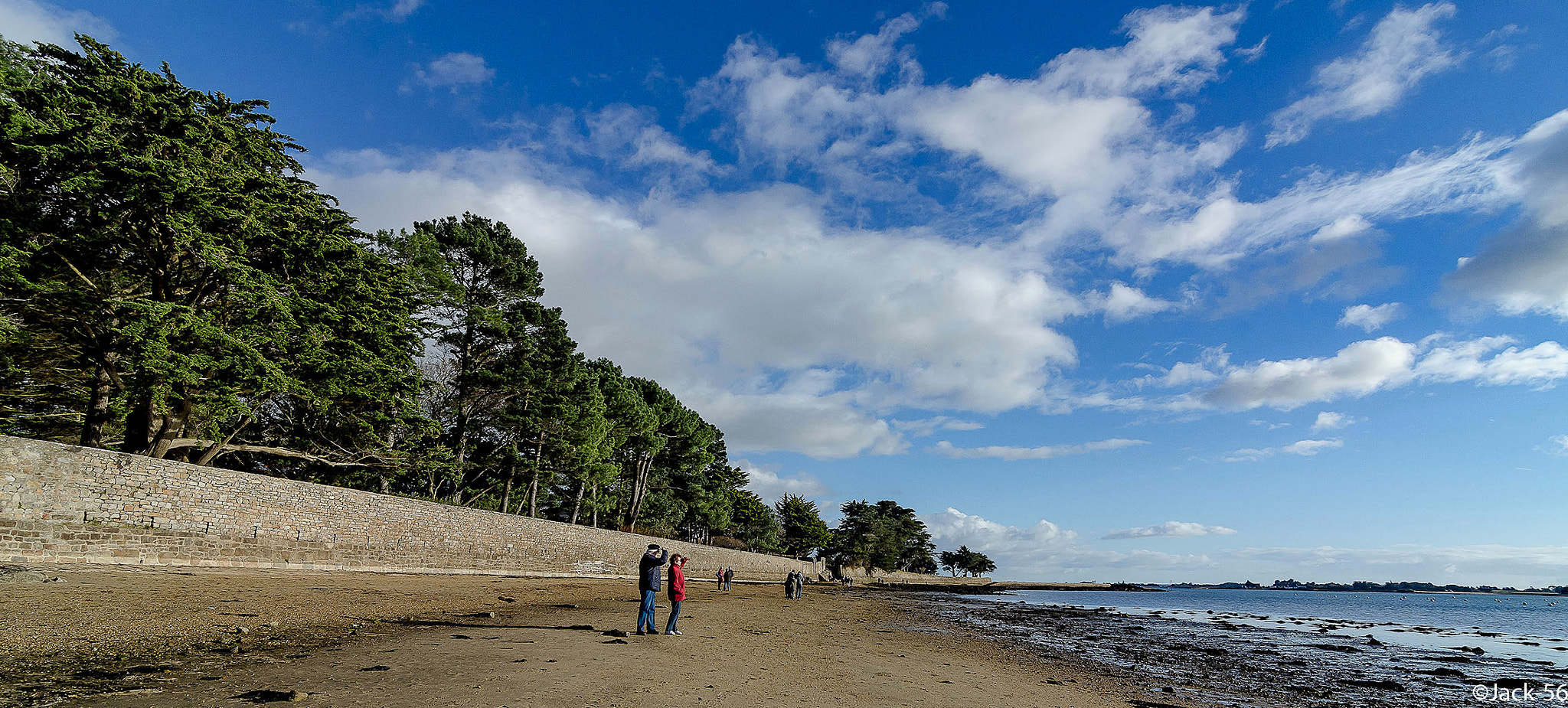 Tokina AT-X Pro 11-16mm F2.8 DX sample photo. Arradon - looking to islands. photography