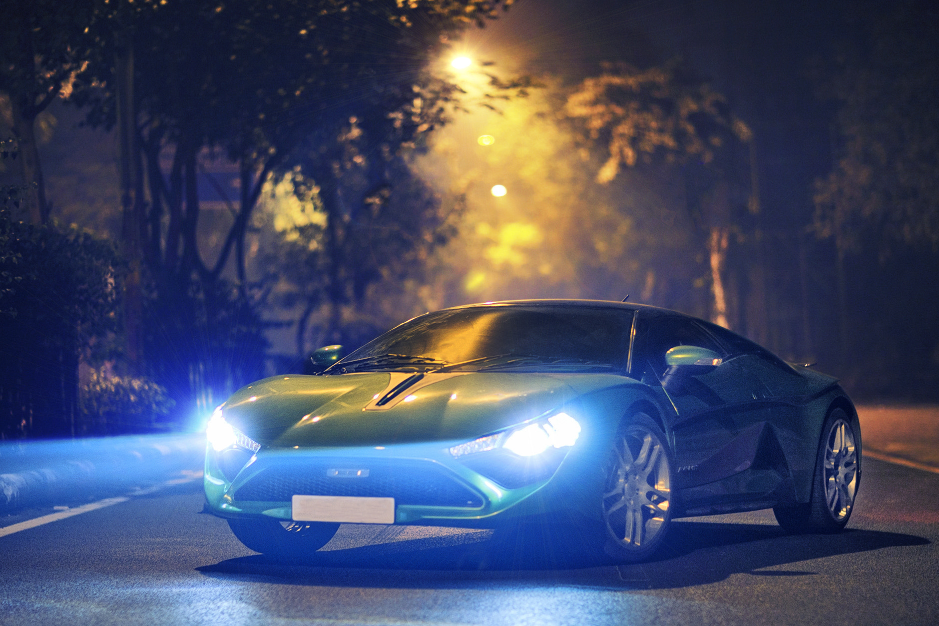 Canon EF 85mm F1.2L II USM sample photo. In the moddle of the night photography