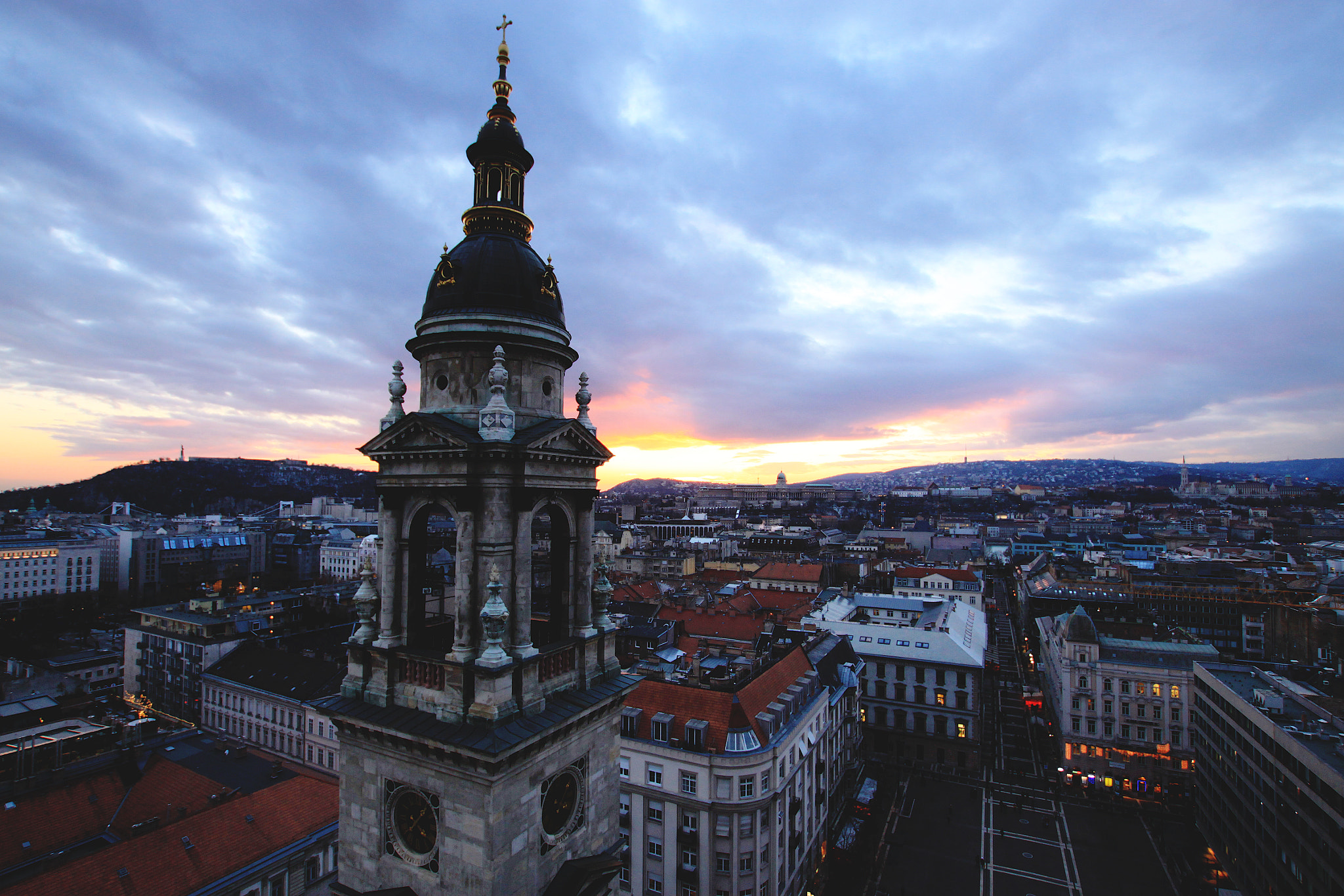 Sigma 10-20mm F3.5 EX DC HSM sample photo. The view from st. stephan's cathedral in budapest photography