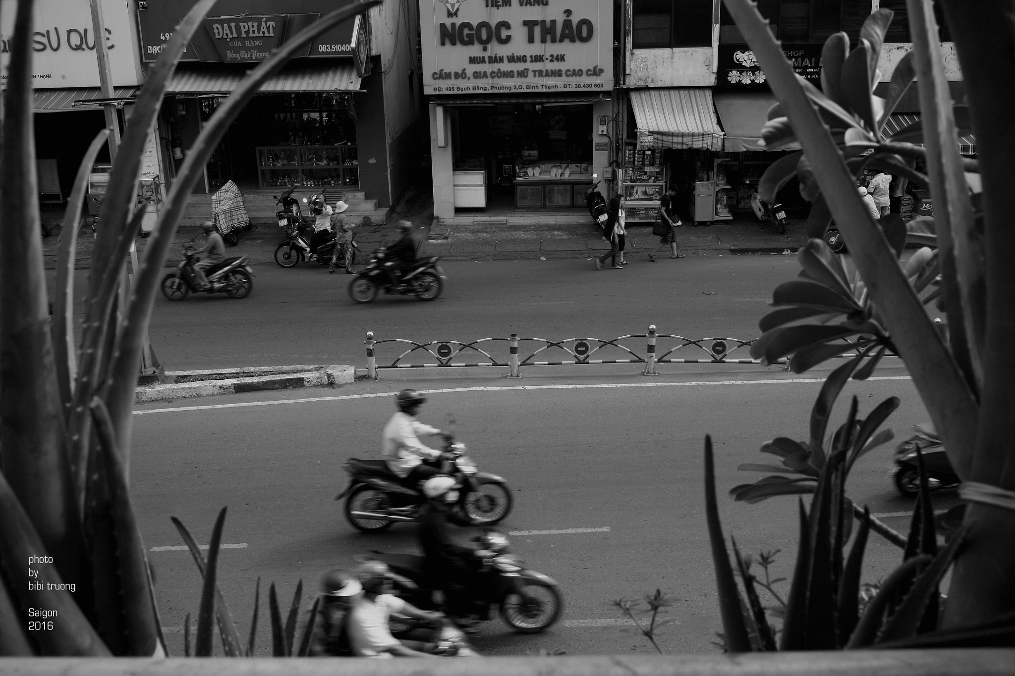 Canon EOS 5D sample photo. Saigon photography