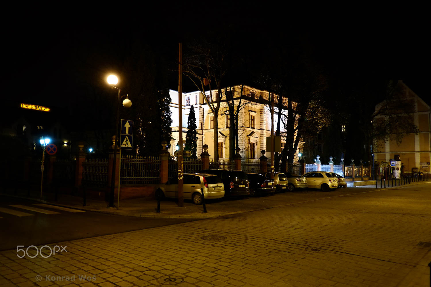 Fujifilm X-E1 + Fujifilm XF 18mm F2 R sample photo. Nocne059 photography