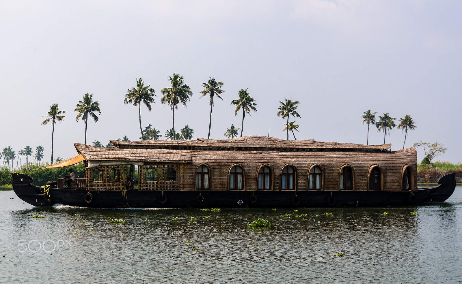 Tamron SP 24-70mm F2.8 Di VC USD sample photo. Houseboat photography