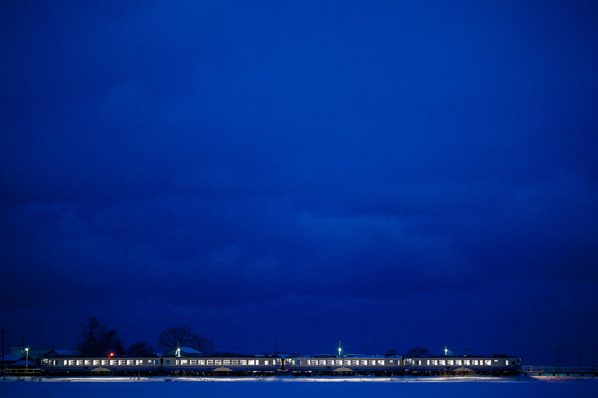 Sony 70-300mm F4.5-5.6 G SSM sample photo. Nightstop photography
