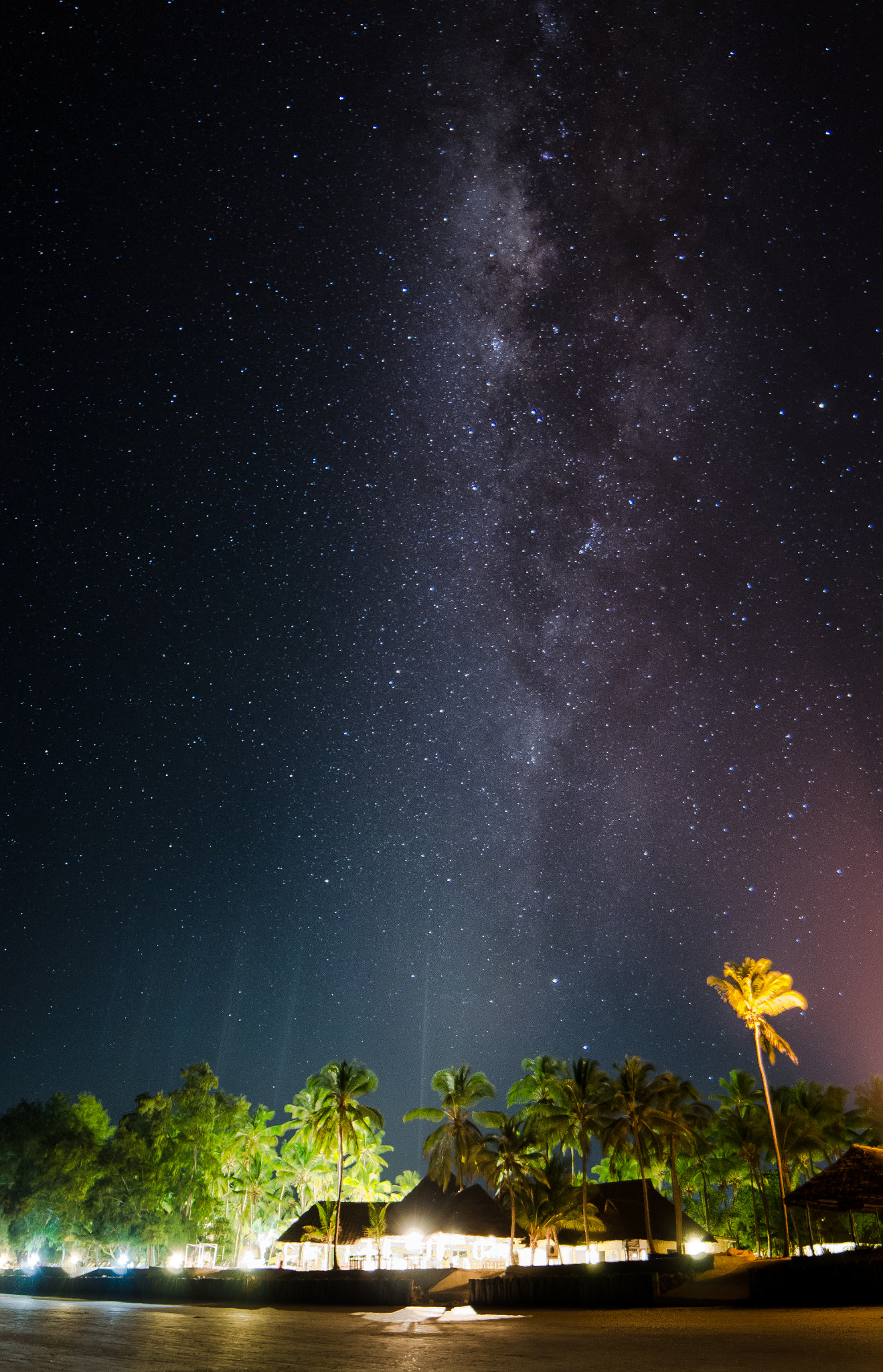 Samyang 14mm F2.8 ED AS IF UMC sample photo. Milky way in zanzibar photography