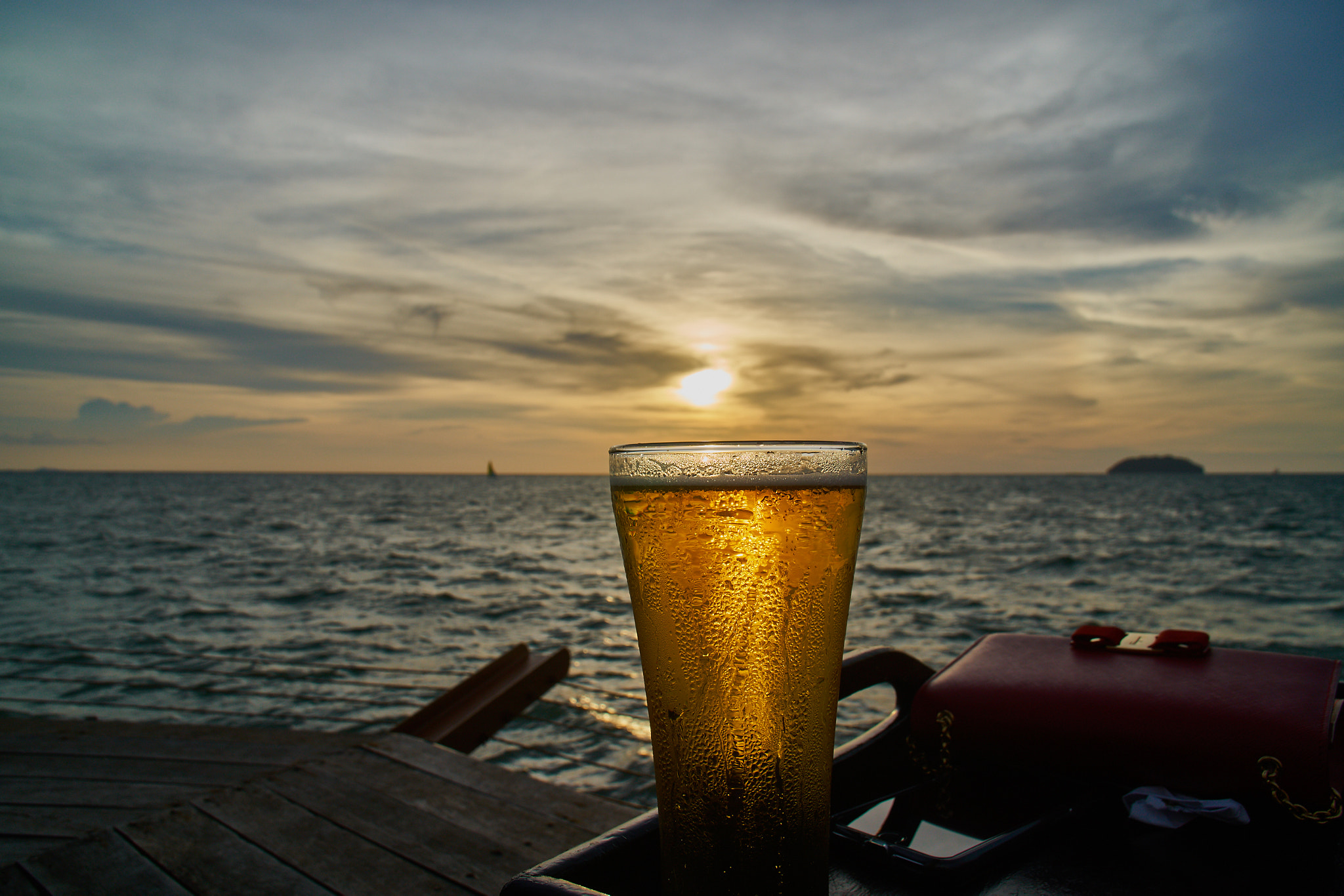 Sony a6300 sample photo. Cheers photography