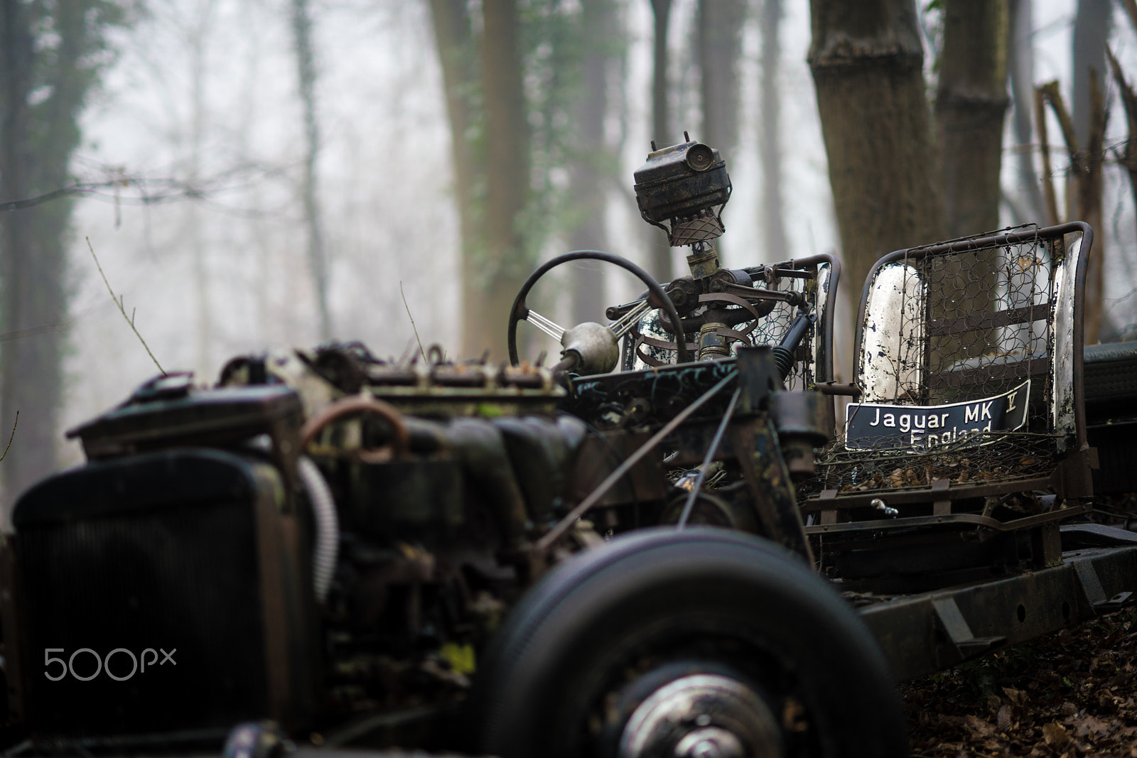 Sony Planar T* 85mm F1.4 ZA sample photo. Mr. robot photography