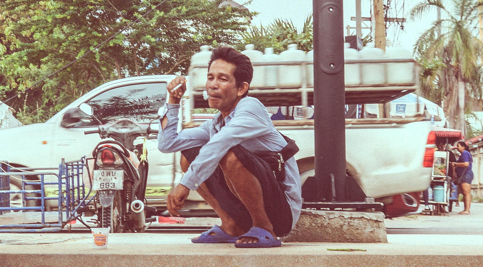 Sony E 18-200mm F3.5-6.3 OSS sample photo. Smoke break photography