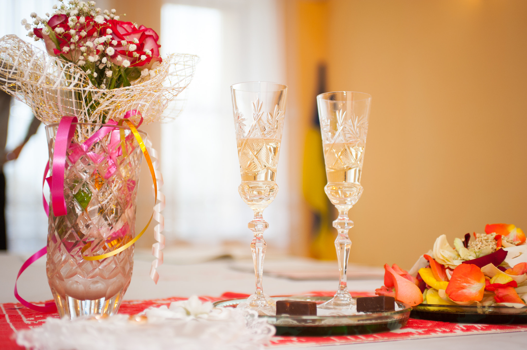Nikon D700 + AF Zoom-Nikkor 35-70mm f/2.8D sample photo. Stemware photography