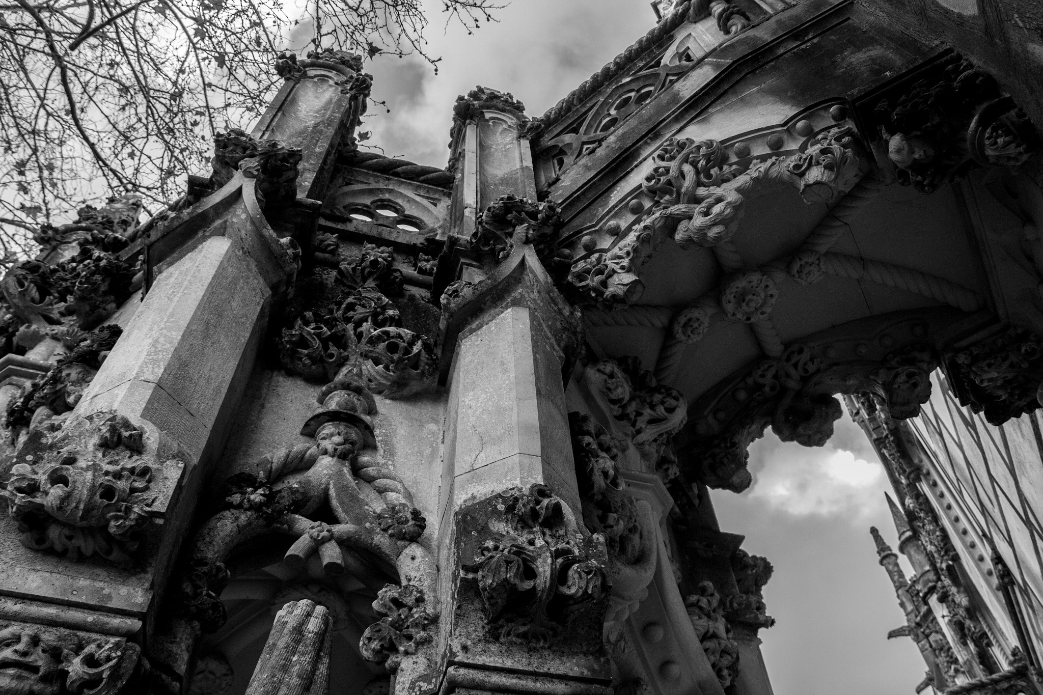 Canon EF-S 18-135mm F3.5-5.6 IS sample photo. Quinta da regaleira photography