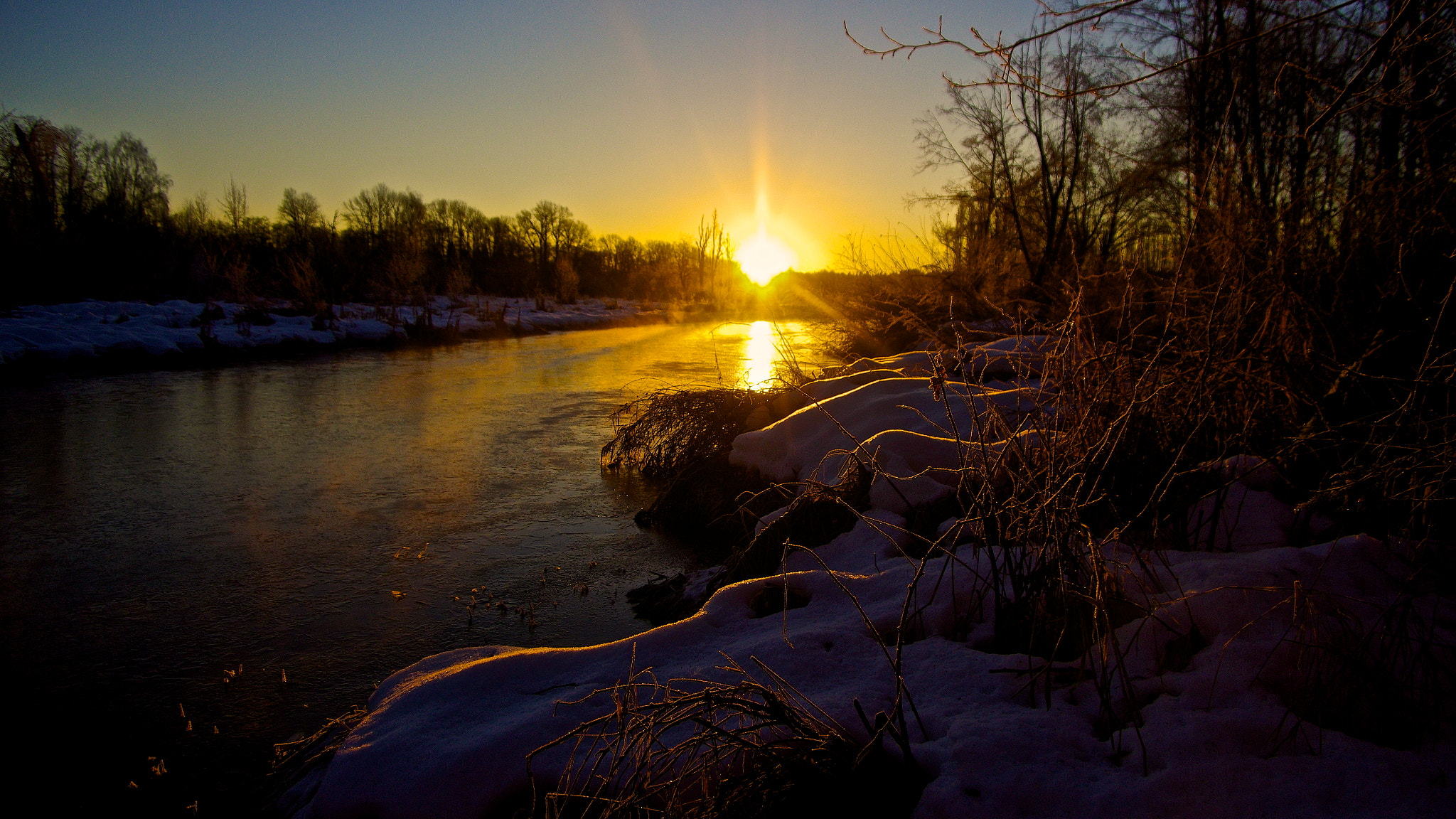 Pentax smc DA 16-45mm F4 ED AL sample photo. Good morning photography