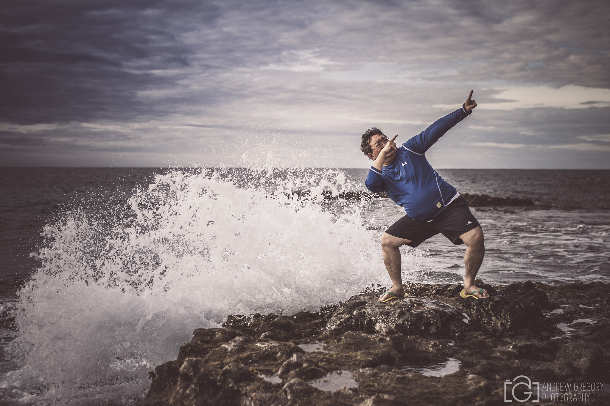 Sigma 35mm F1.4 DG HSM Art sample photo. Dabbing dad  photography