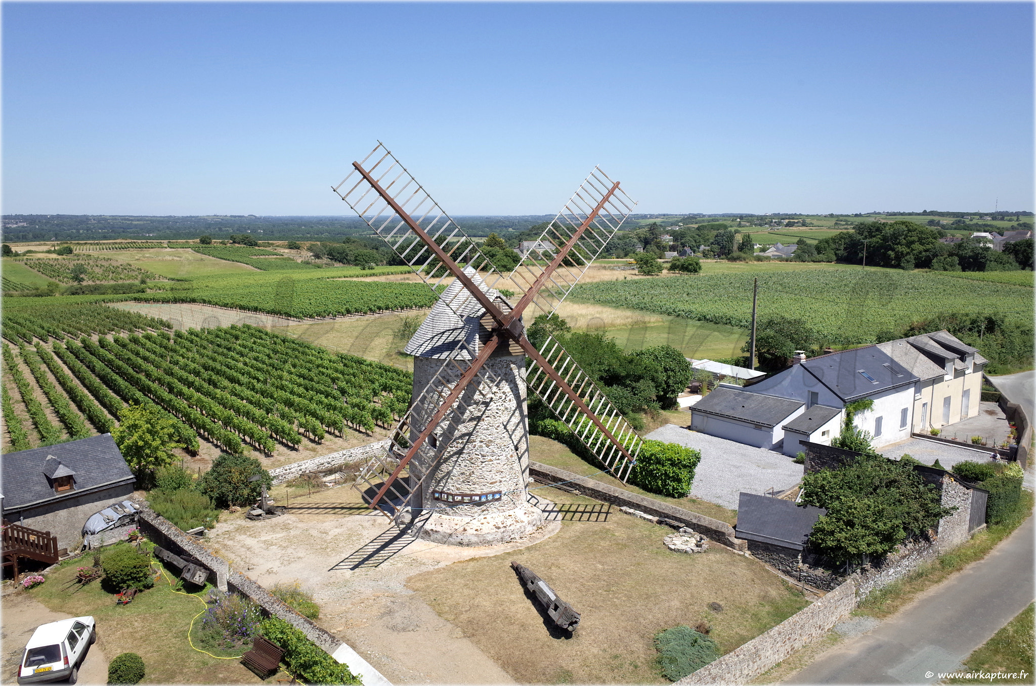 Ricoh GR + GR Lens sample photo. Photographies aériennes par cerf-volant © fabien p photography